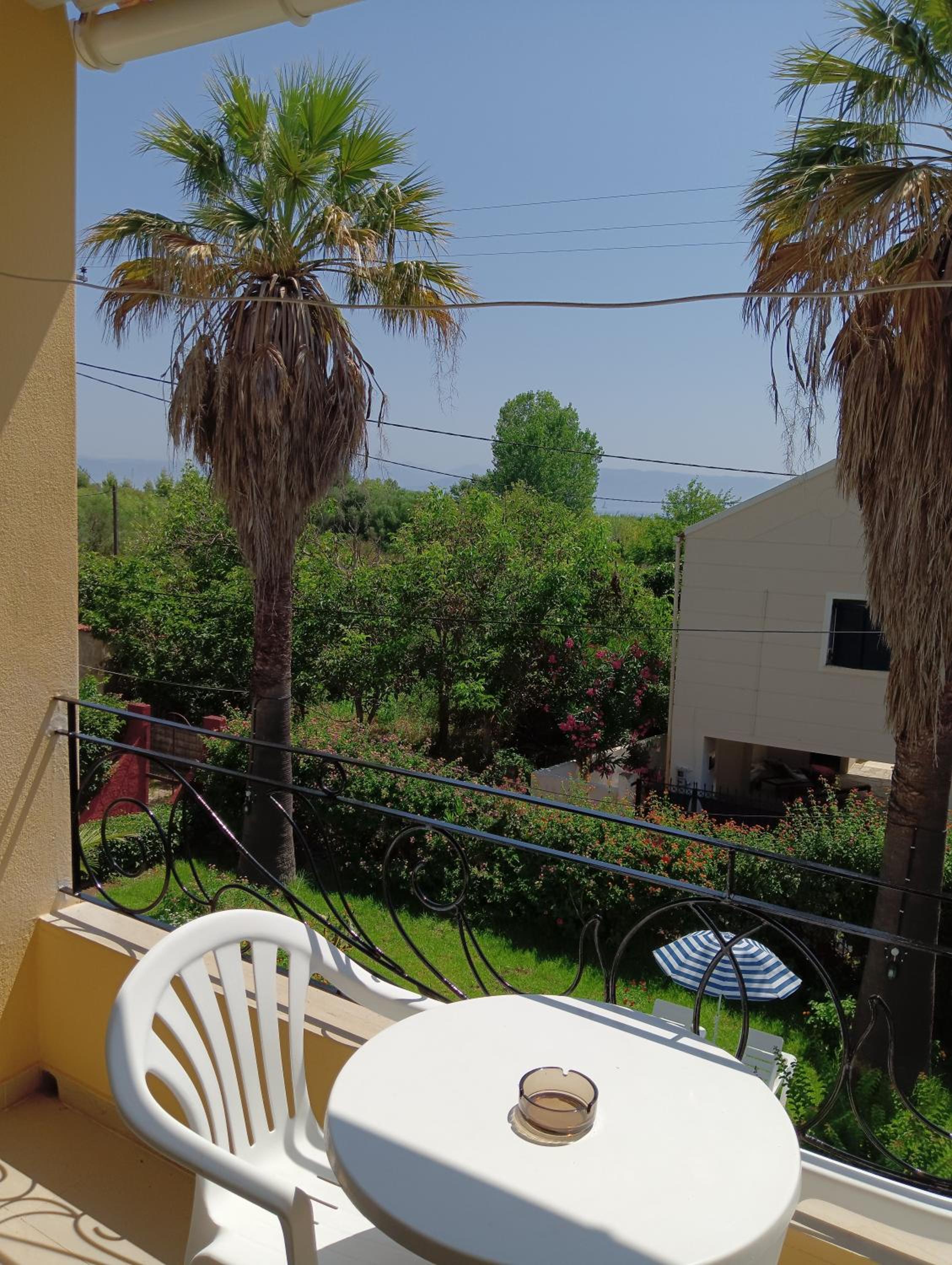 Apartment with Garden View photo 2