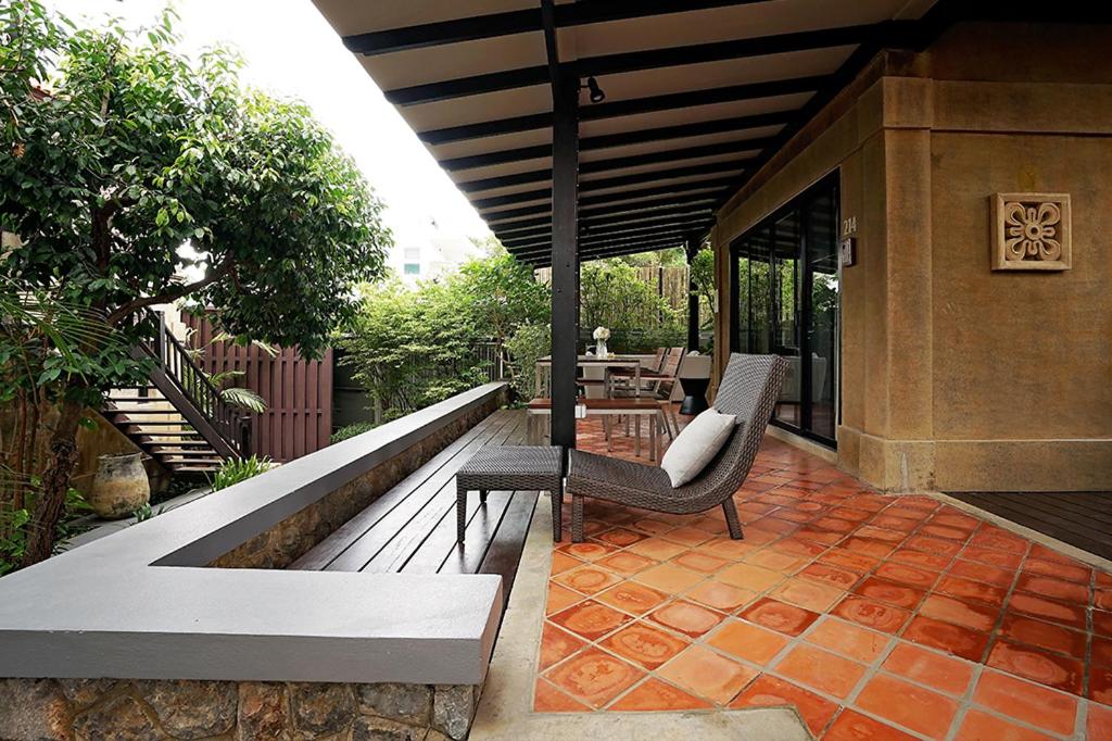 Two-Bedroom Villa - Photo 8
