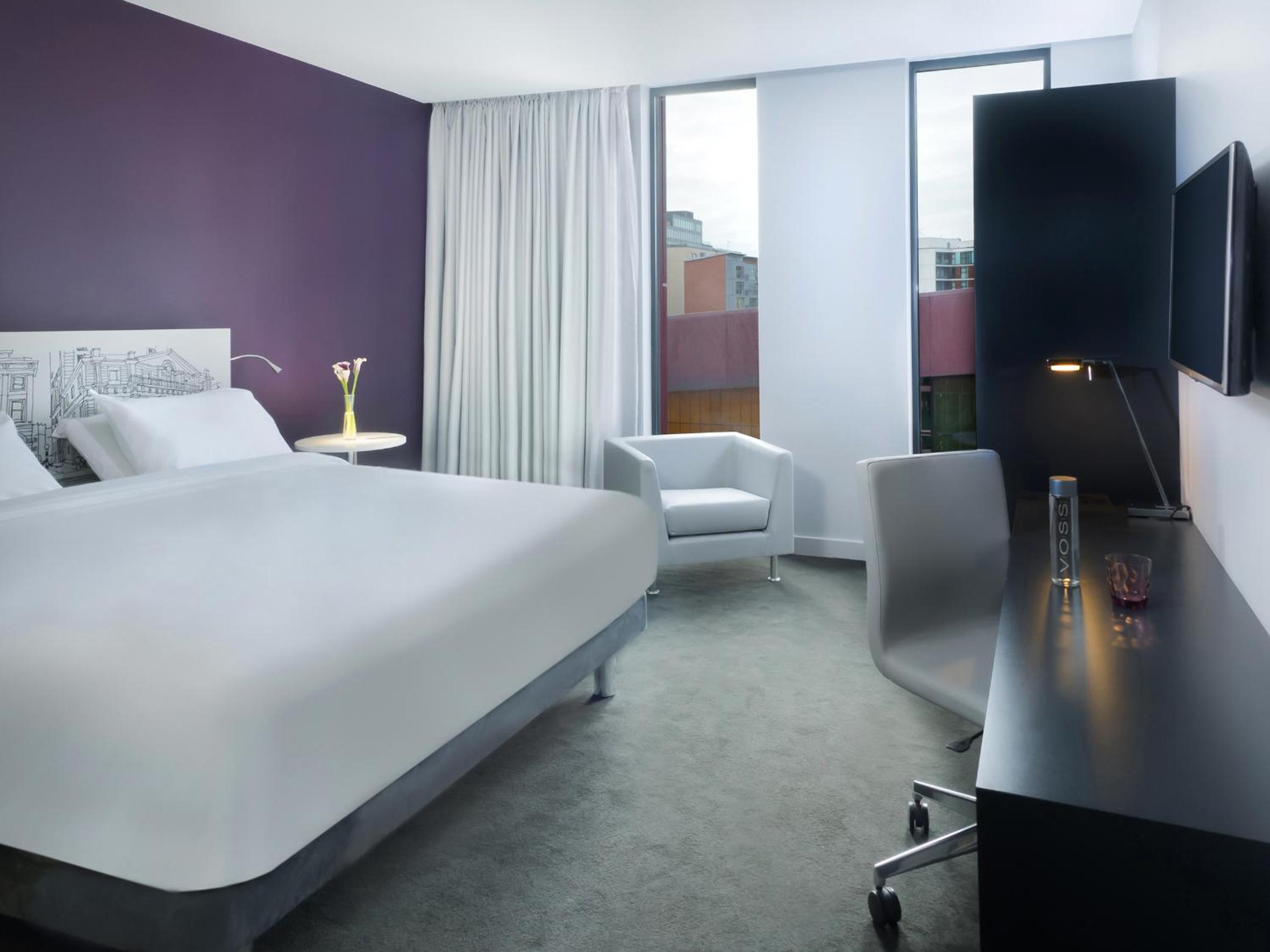 Interconnecting Townhouse photo 3