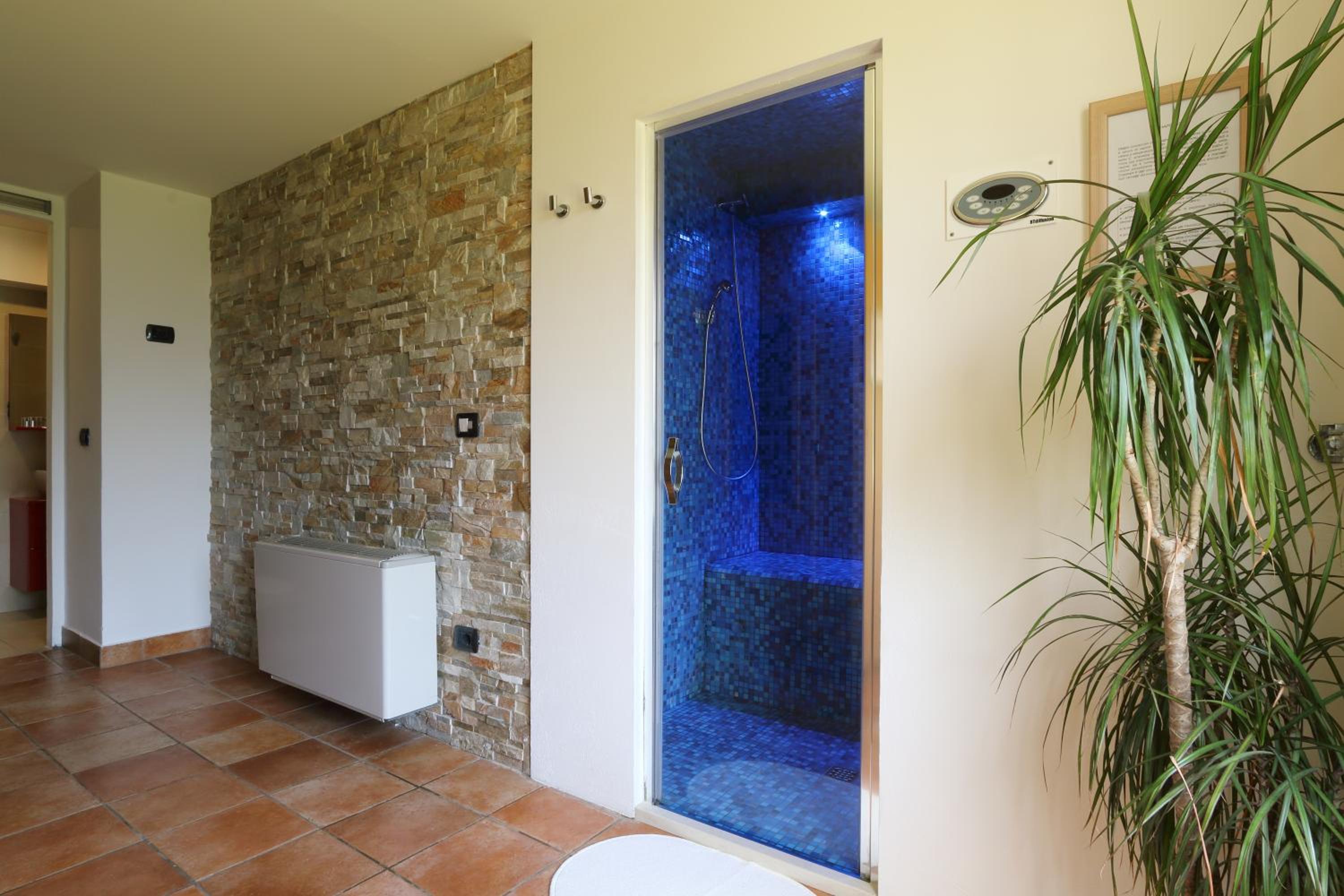 Triple Room with Garden View - Photo 2