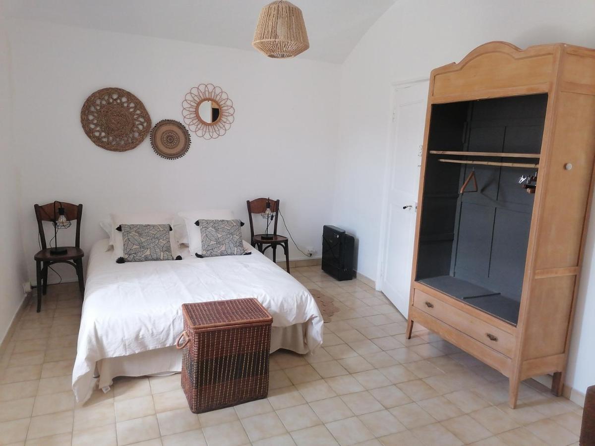 Deluxe Room (2 Adults + 1 Child) photo 1