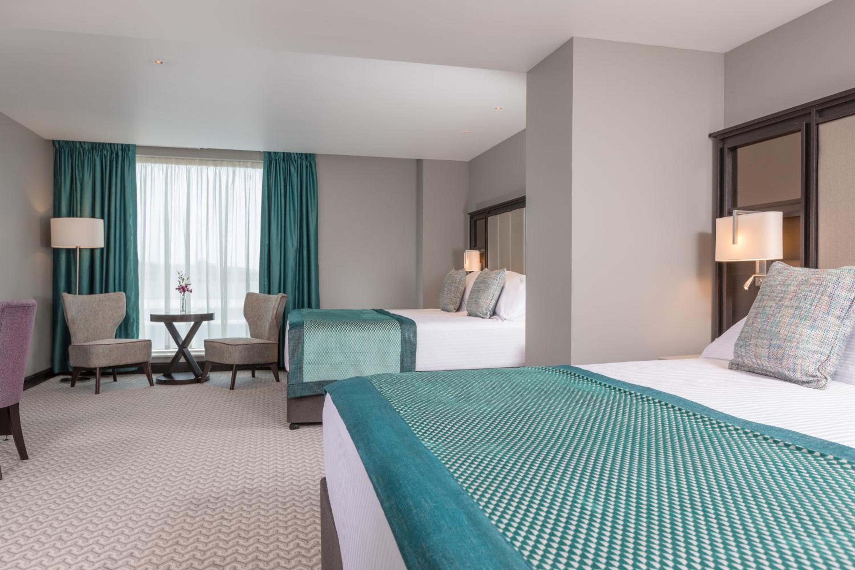 Deluxe Double or Twin Room photo 3