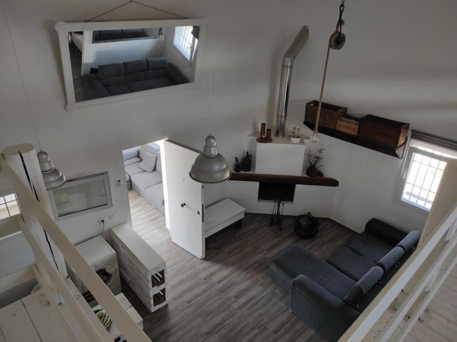 One-Bedroom House photo 1