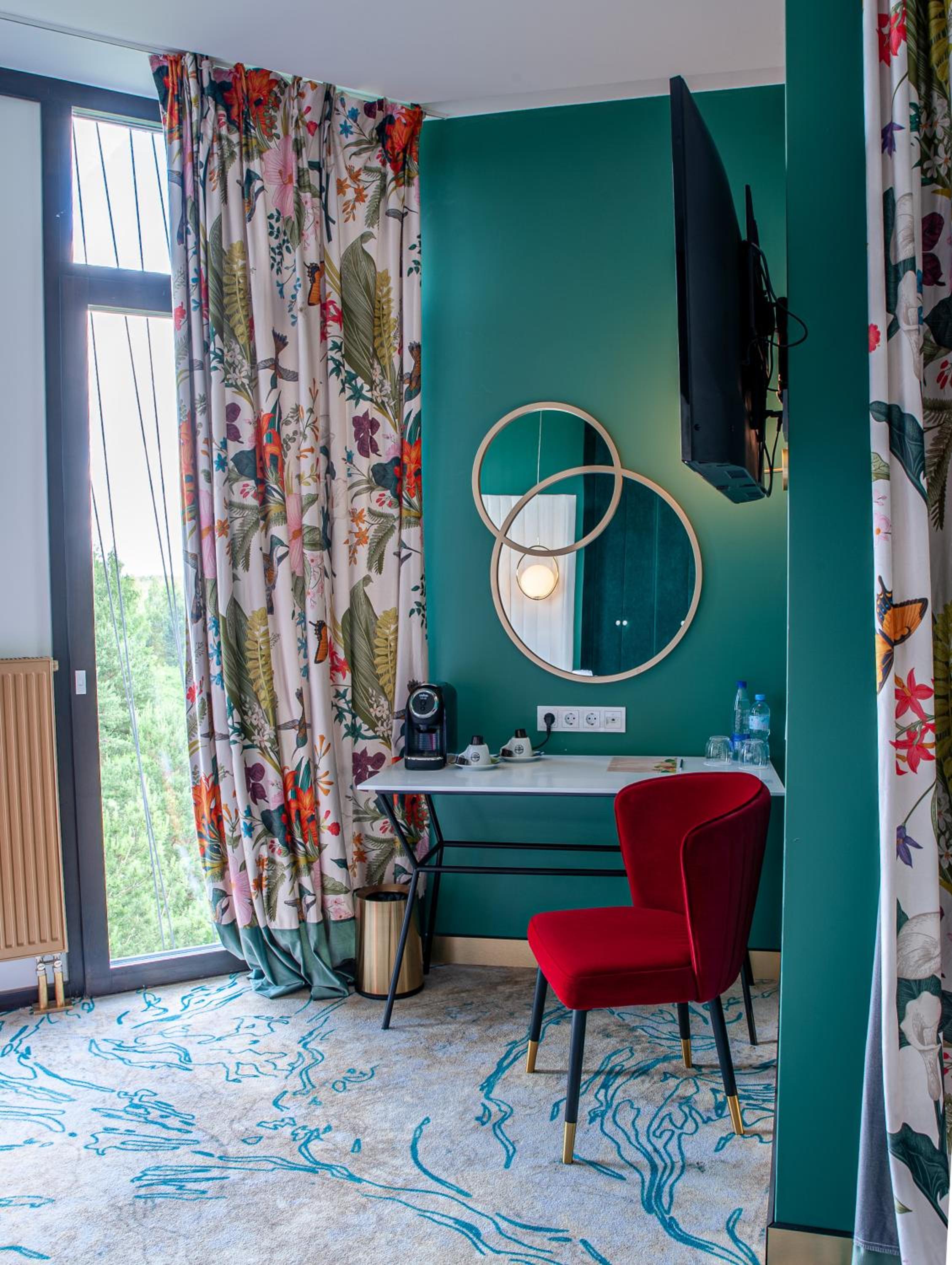 Suite with Balcony - Photo 10