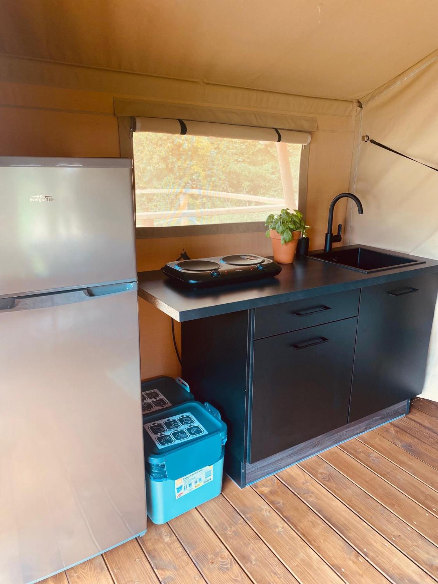 Lux Tent - Photo 7
