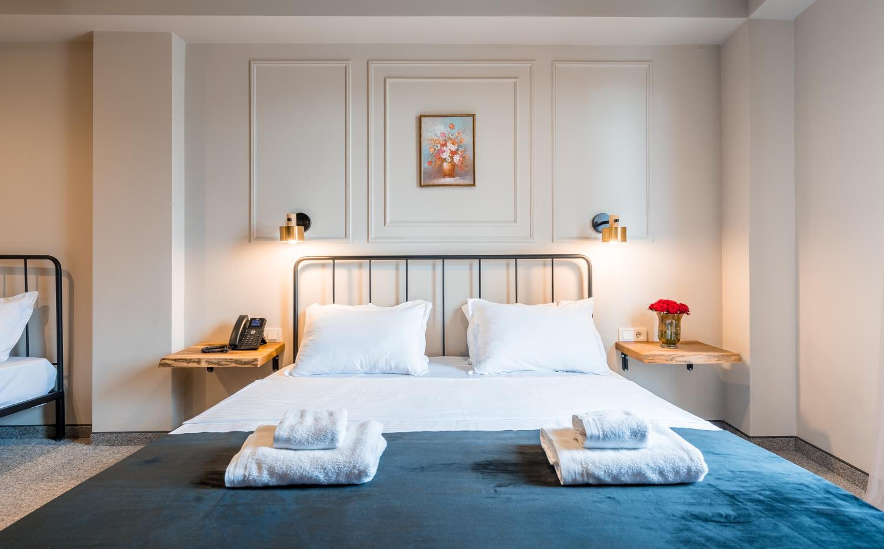 Triple Room with Balcony - Photo 1