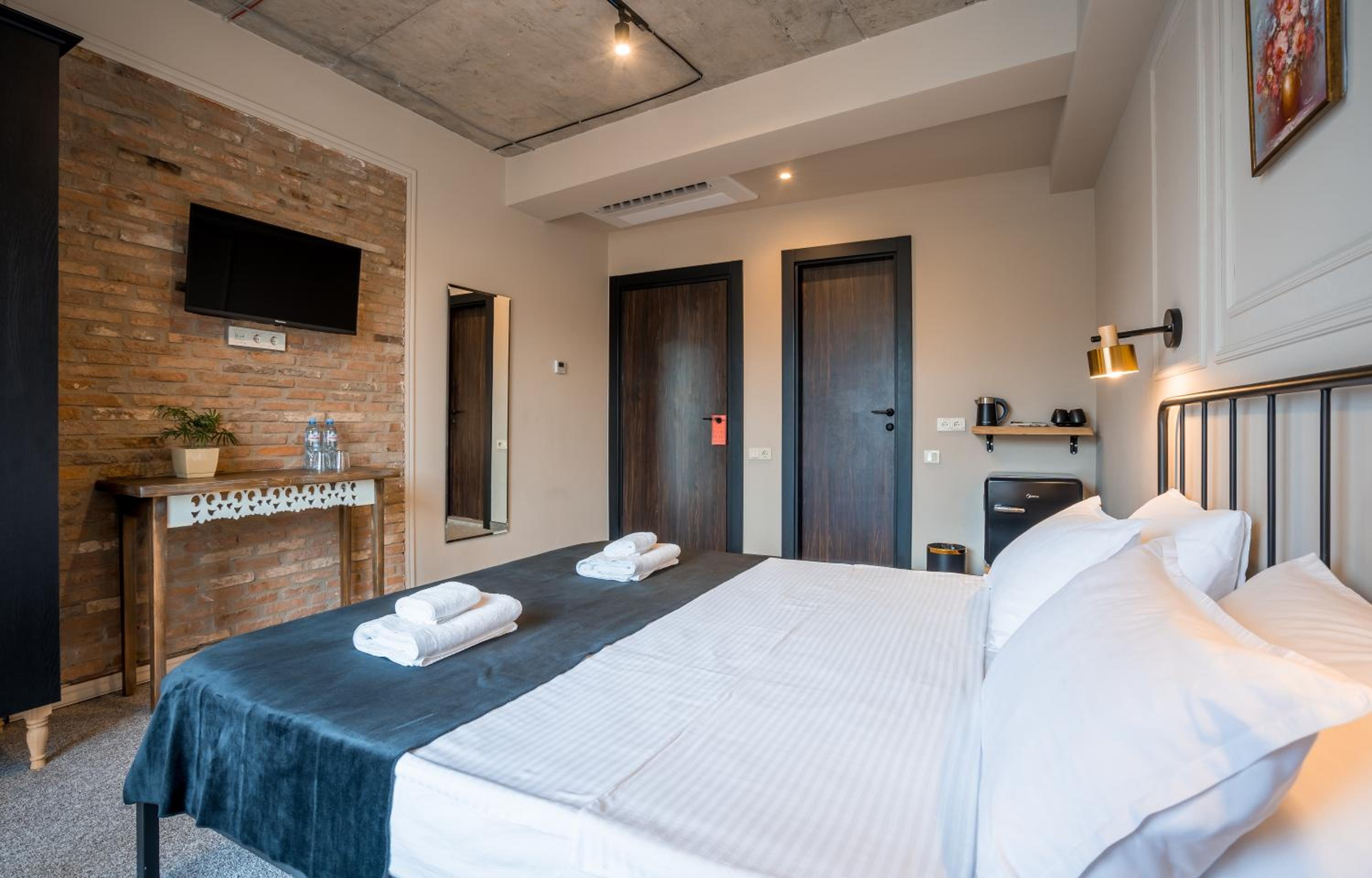 King Room with Mountain View - Photo 7