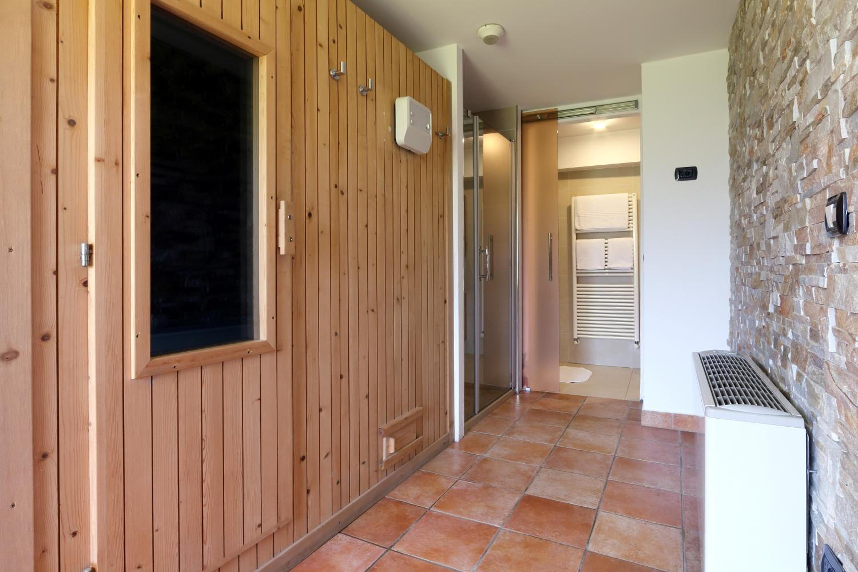 Triple Room with Garden View - Photo 5