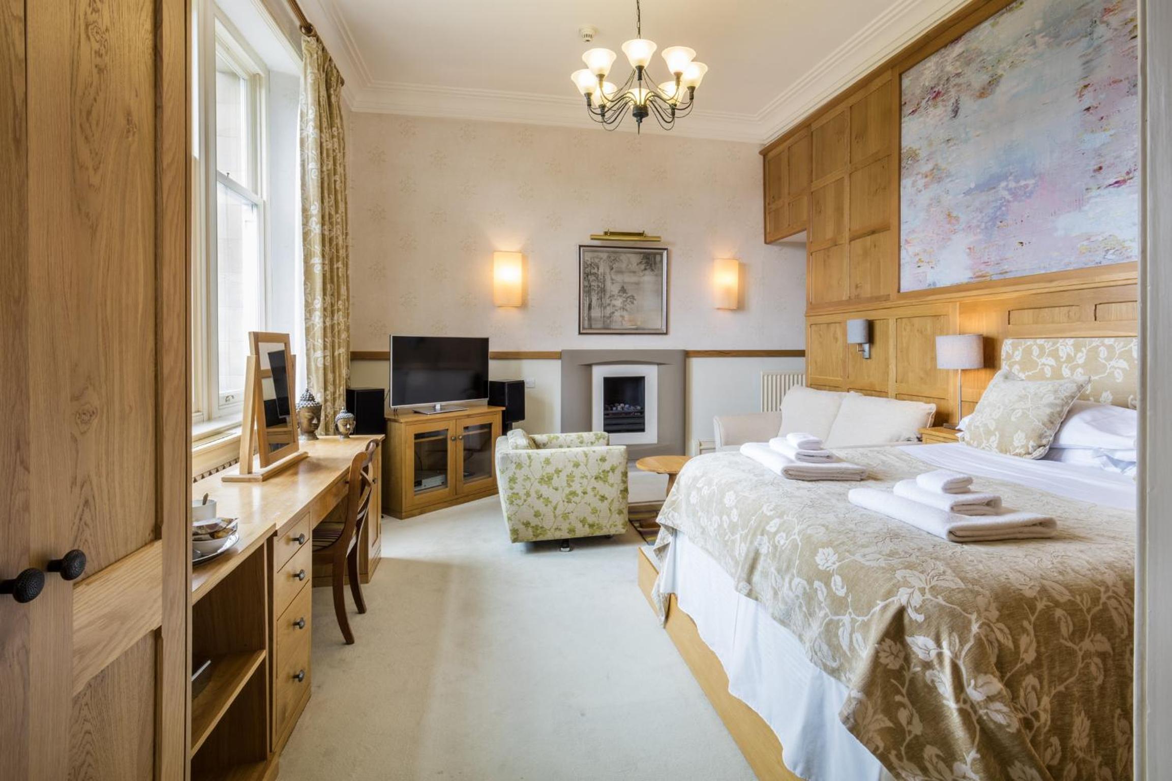 Suite with Garden View