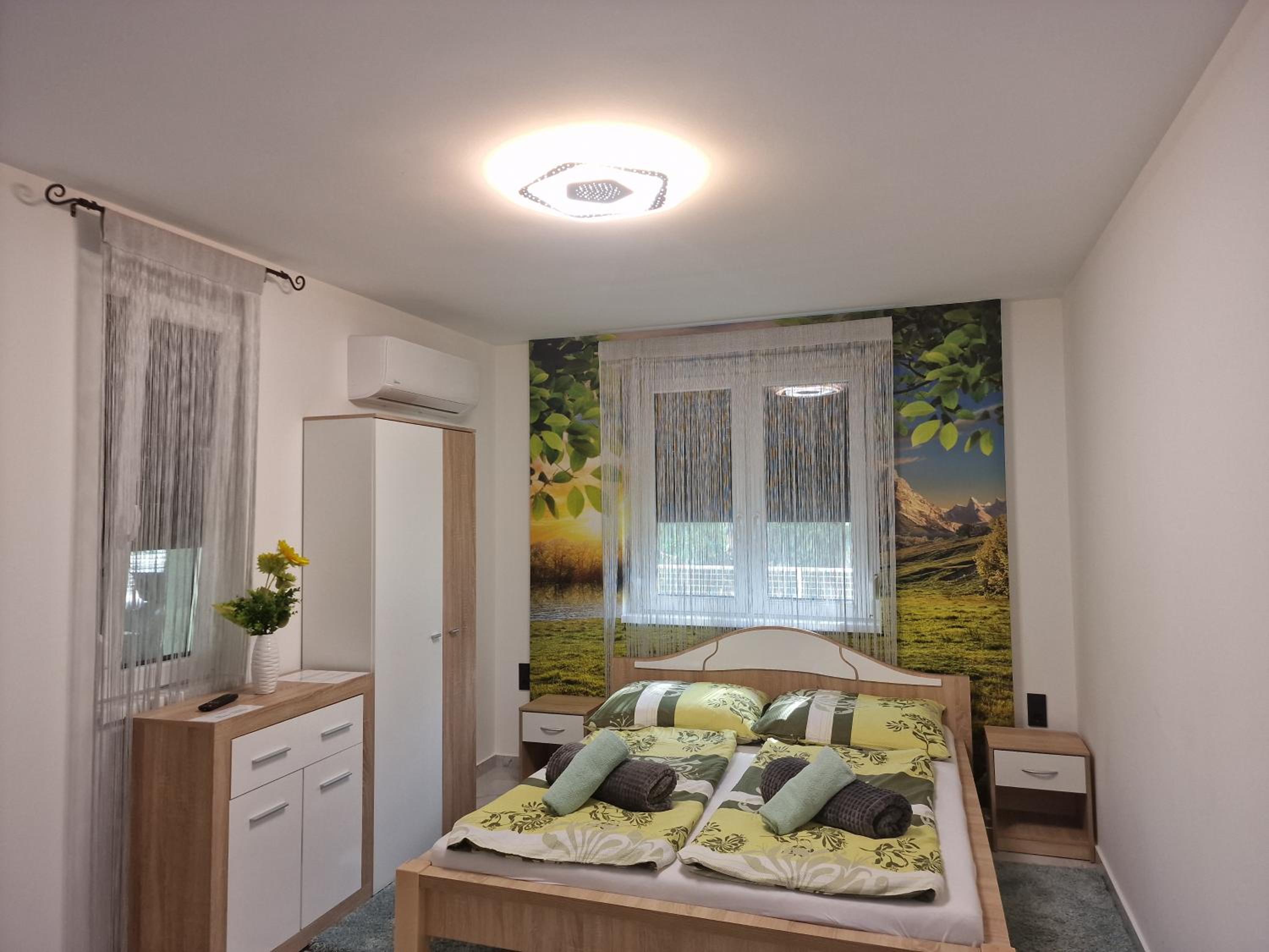 Three-Bedroom House photo 3