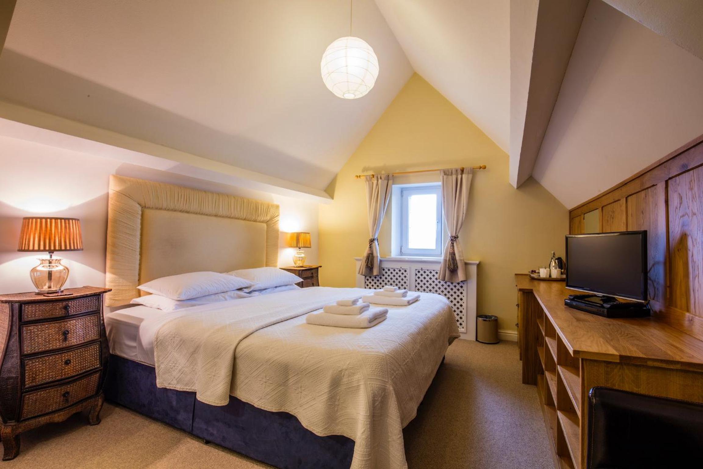 Double or Twin Room photo 2