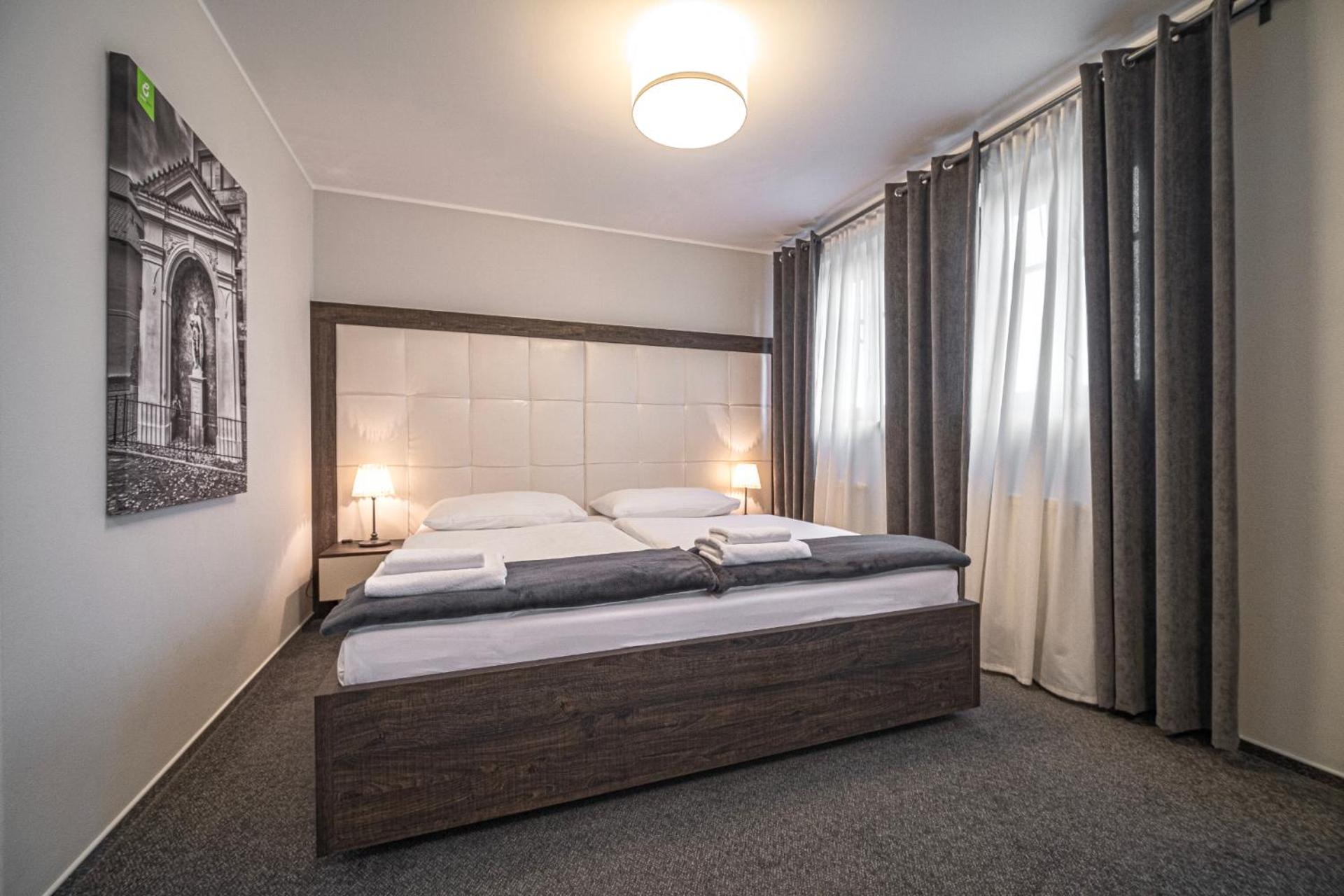 Deluxe Double Room with Extra Bed