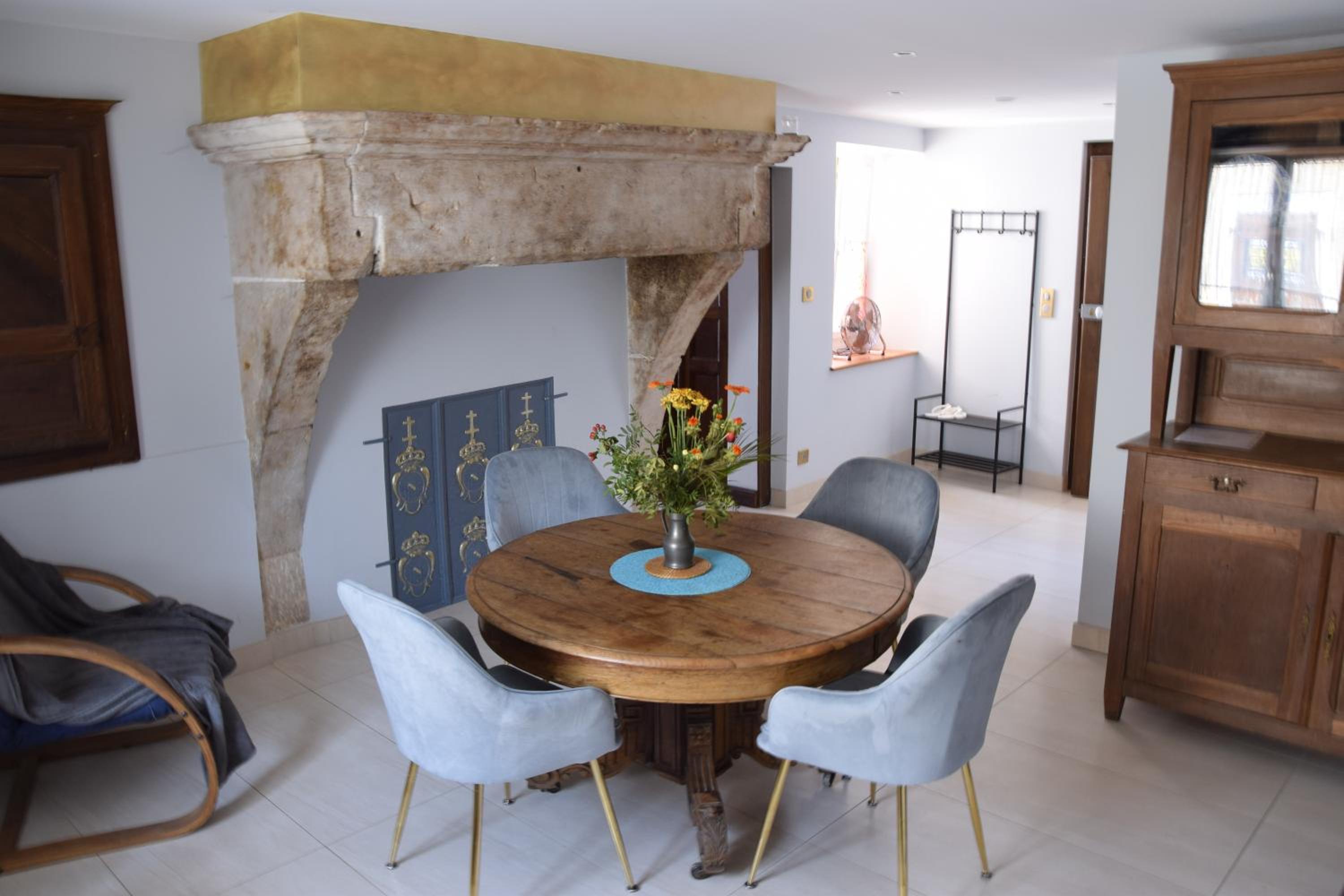 One-Bedroom Apartment (2 Adults + 1 Child) photo 1
