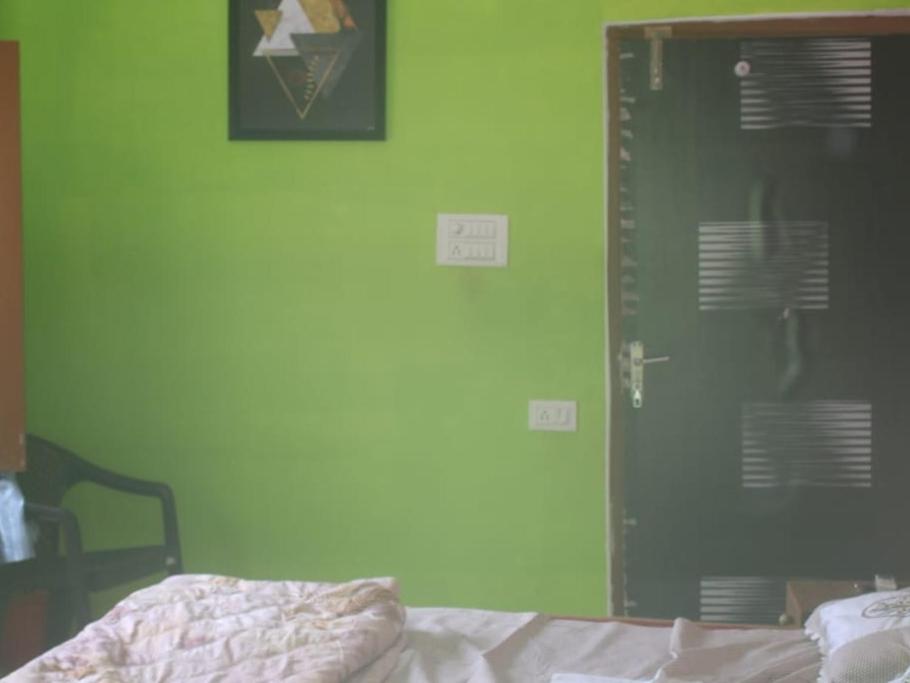 Double Room With Private Bathroom photo 1