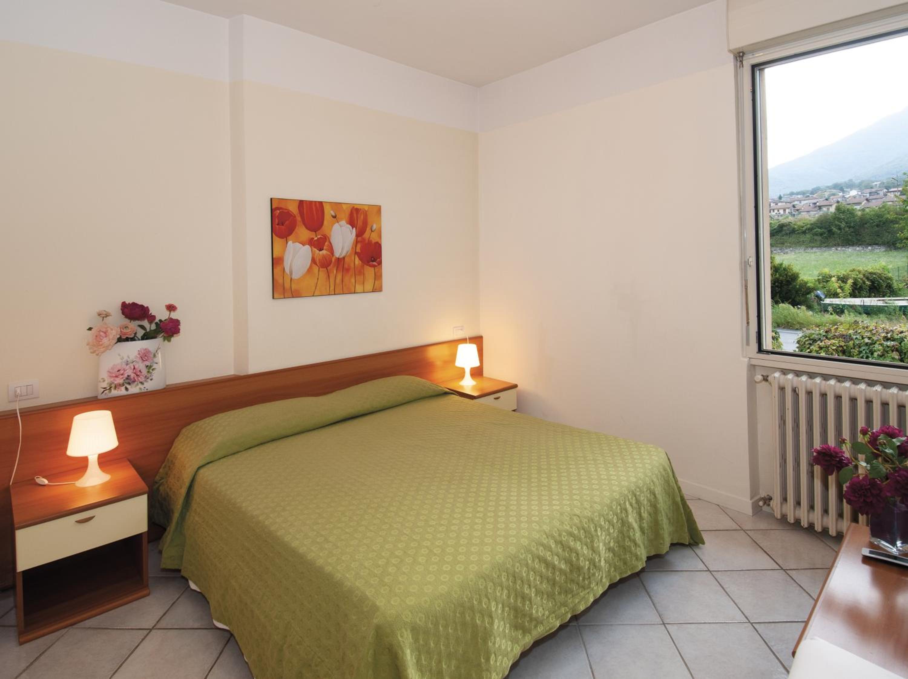 Double Room - Photo 3