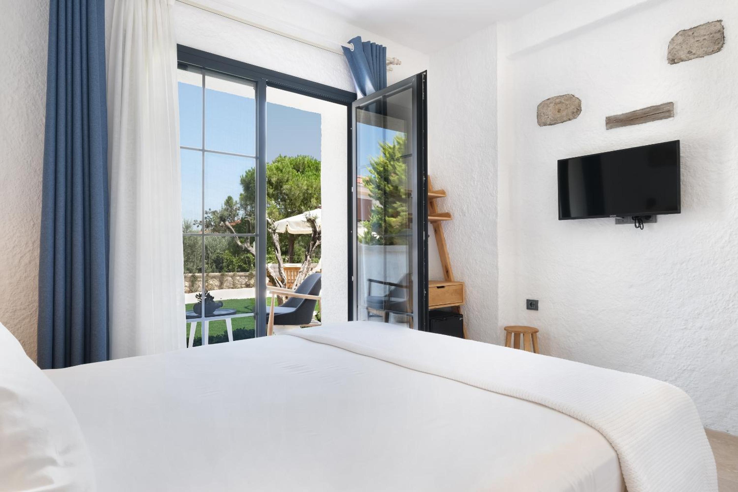 Double Room with Terrace - Photo 6