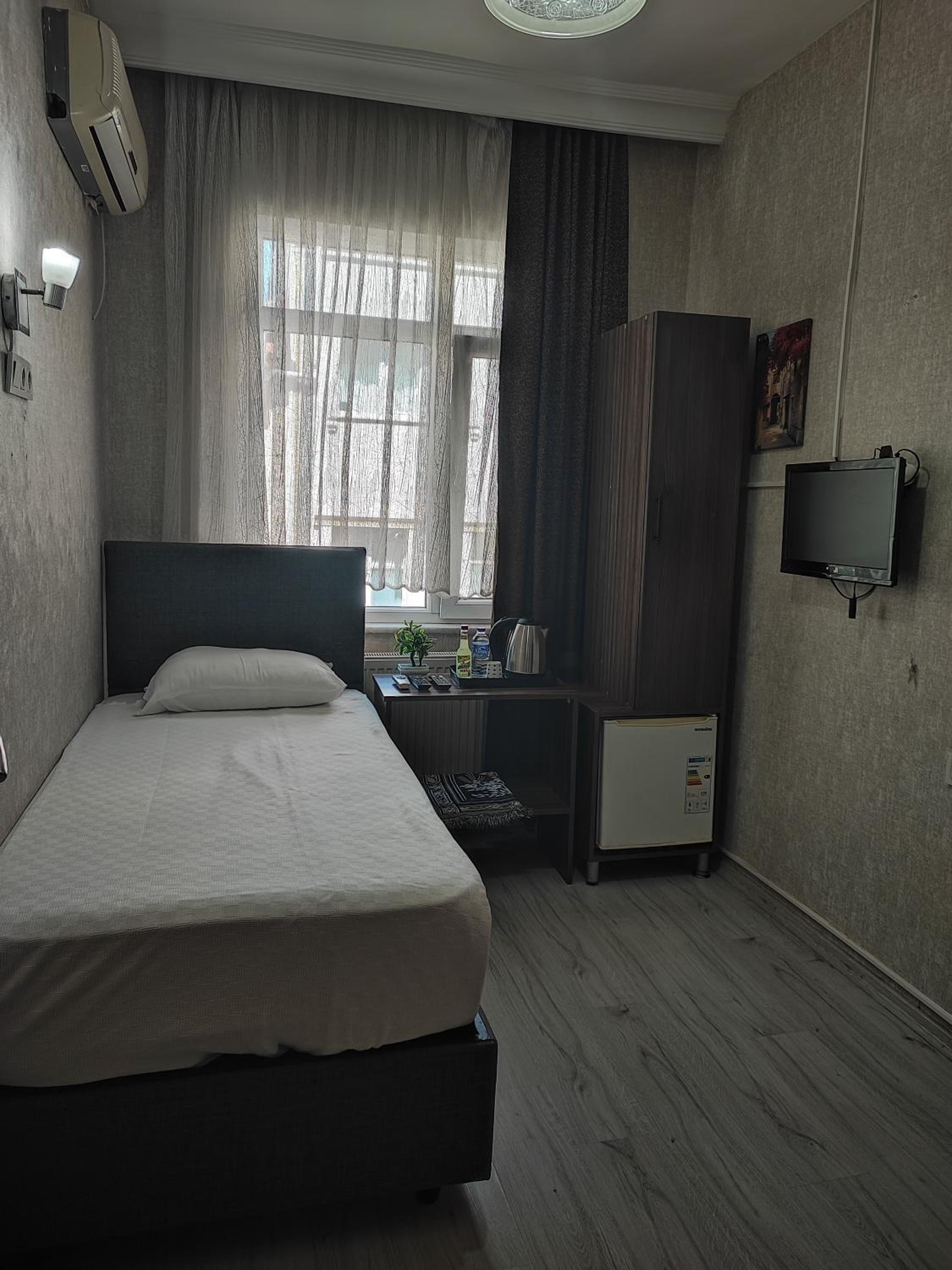 Single Room photo 1