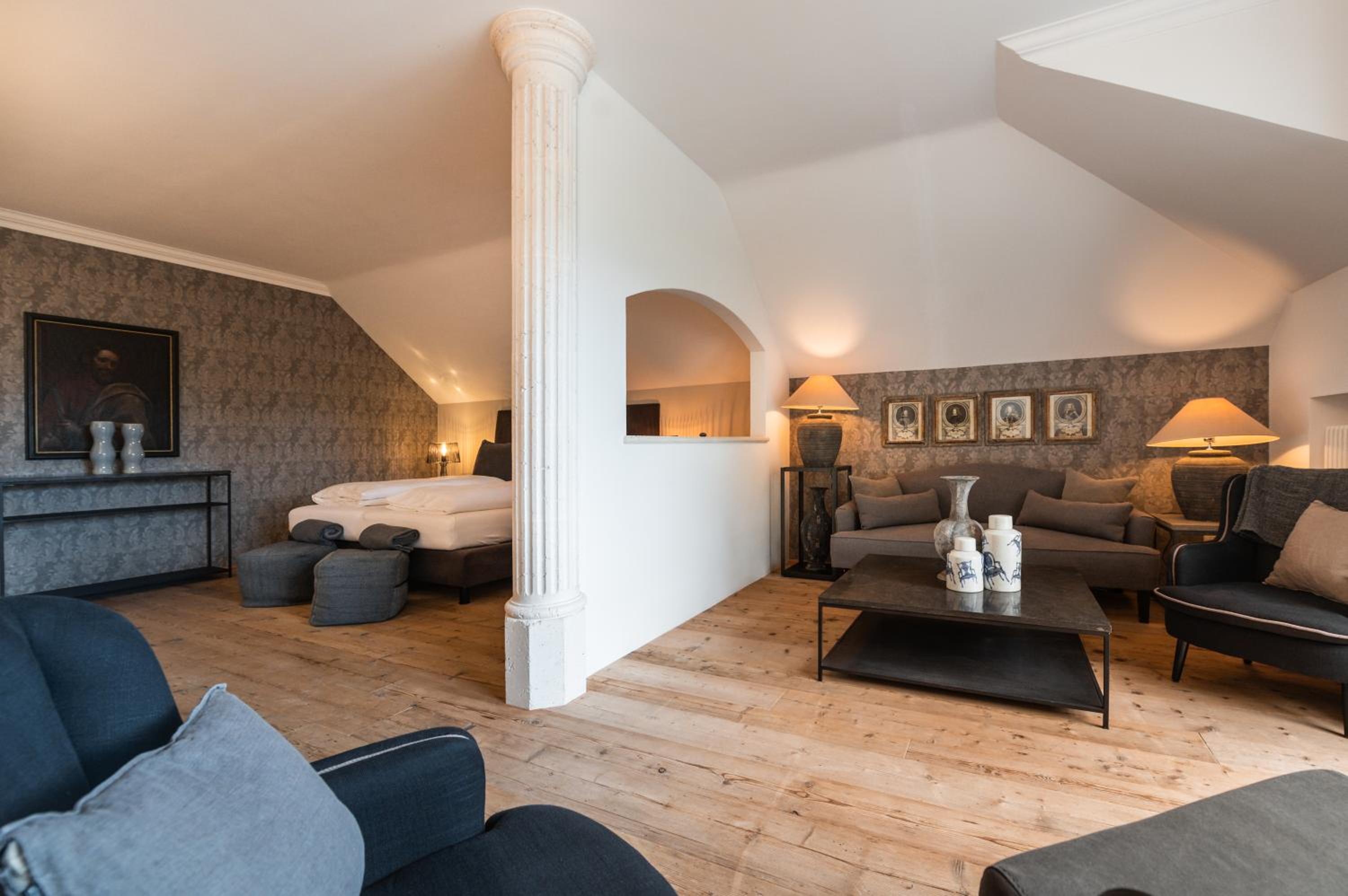 Junior Suite with Mountain View
