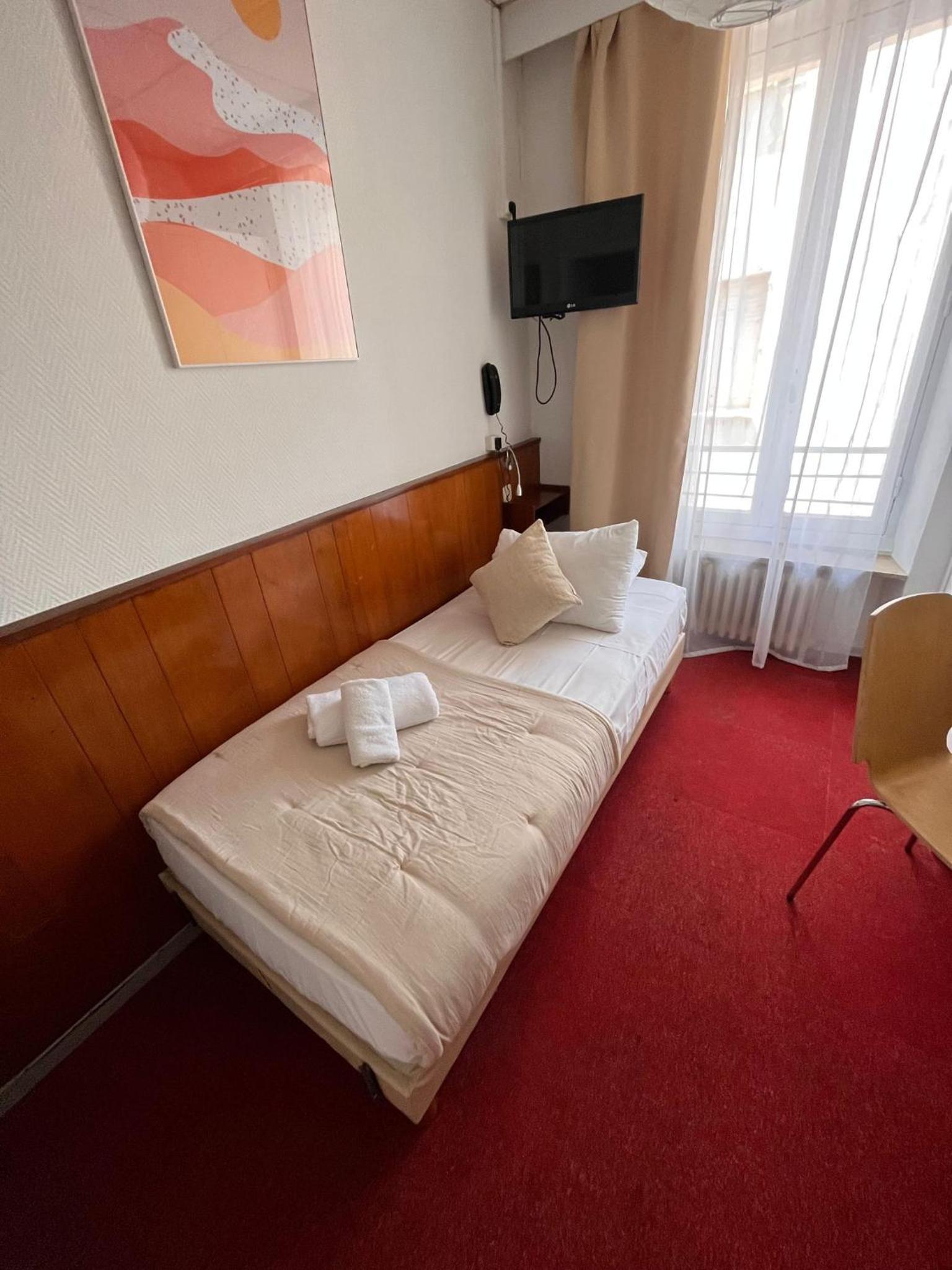 Single Room photo 1