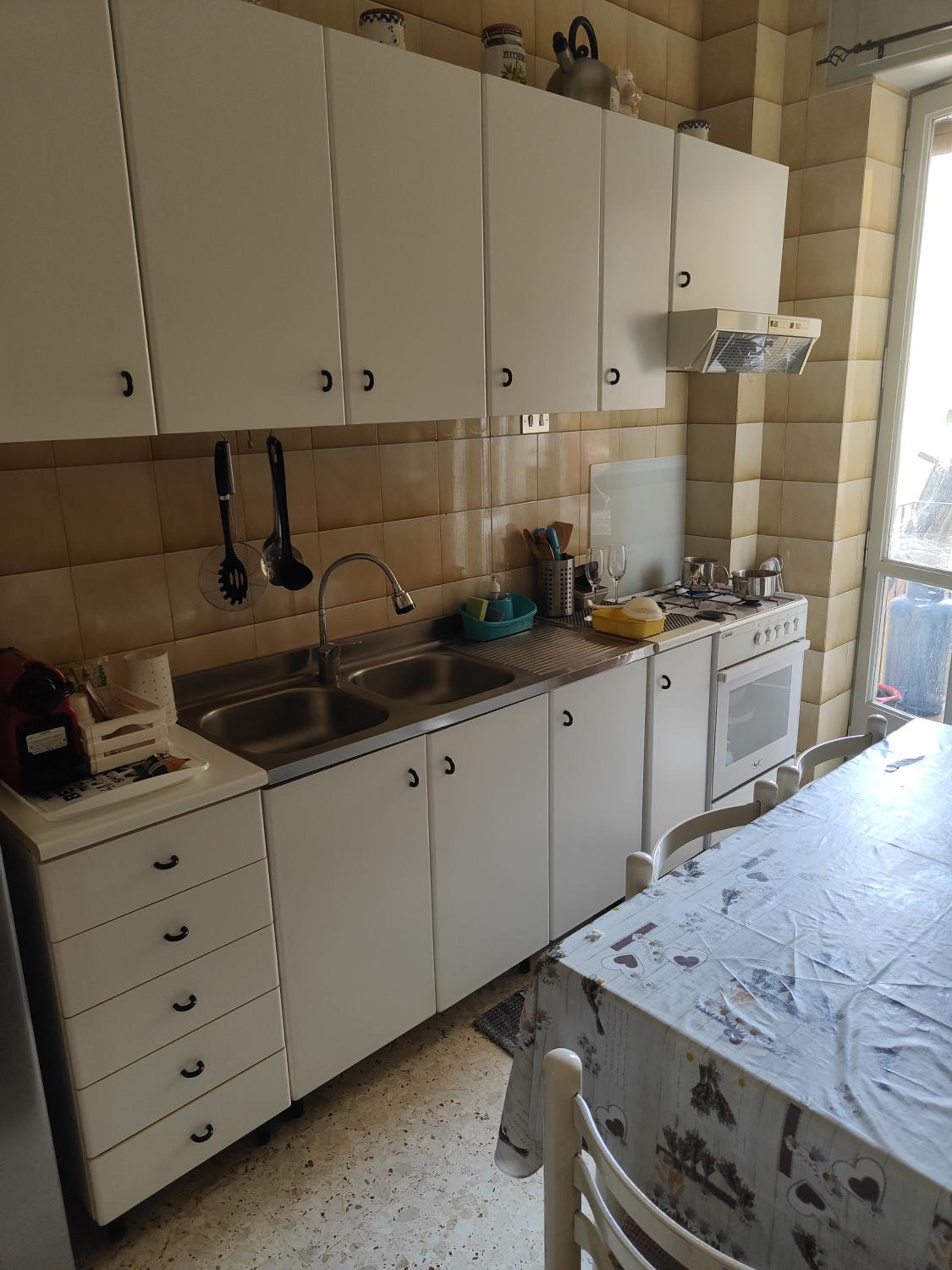 Double Room with Balcony - Photo 15