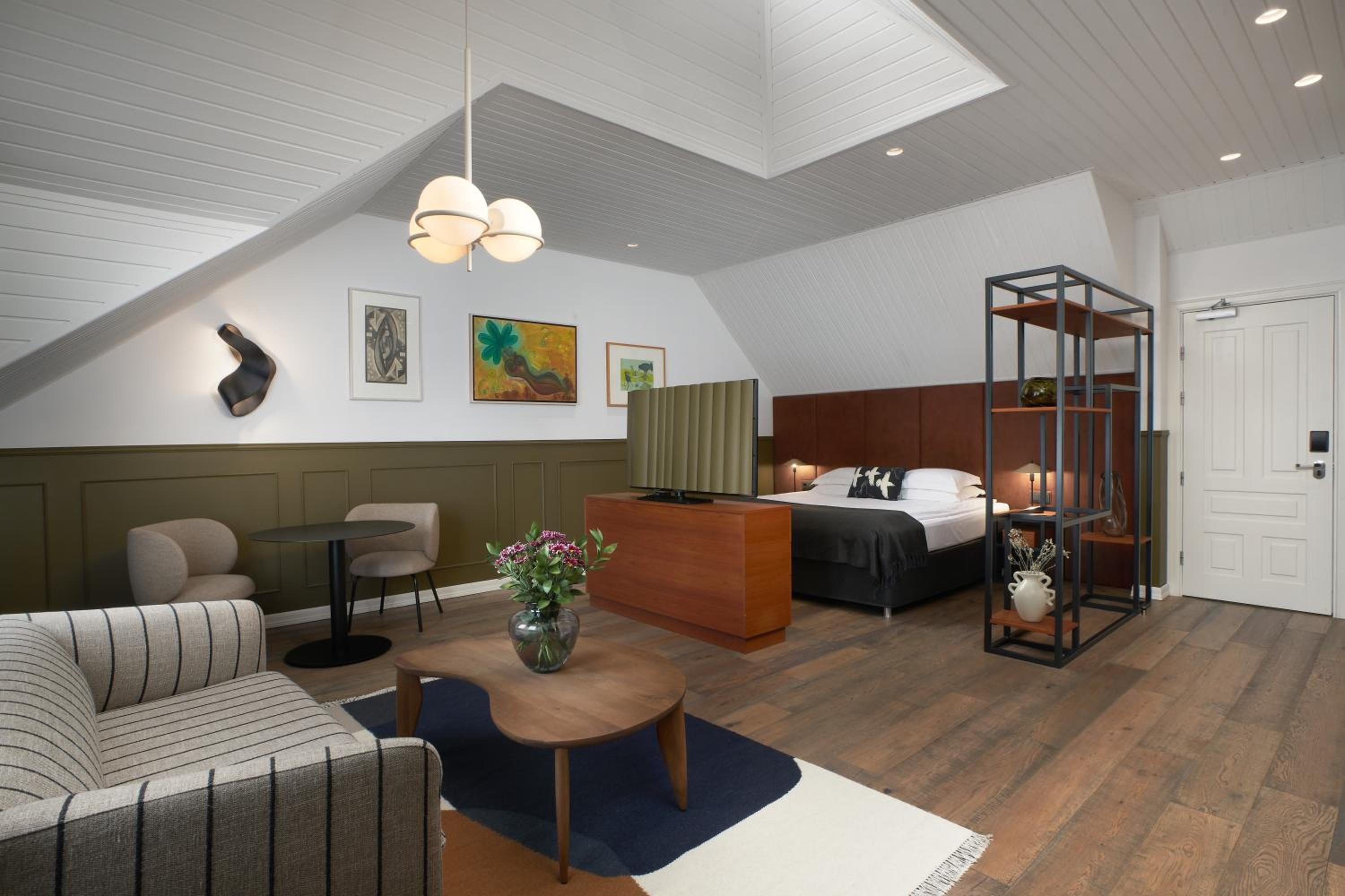 King Suite