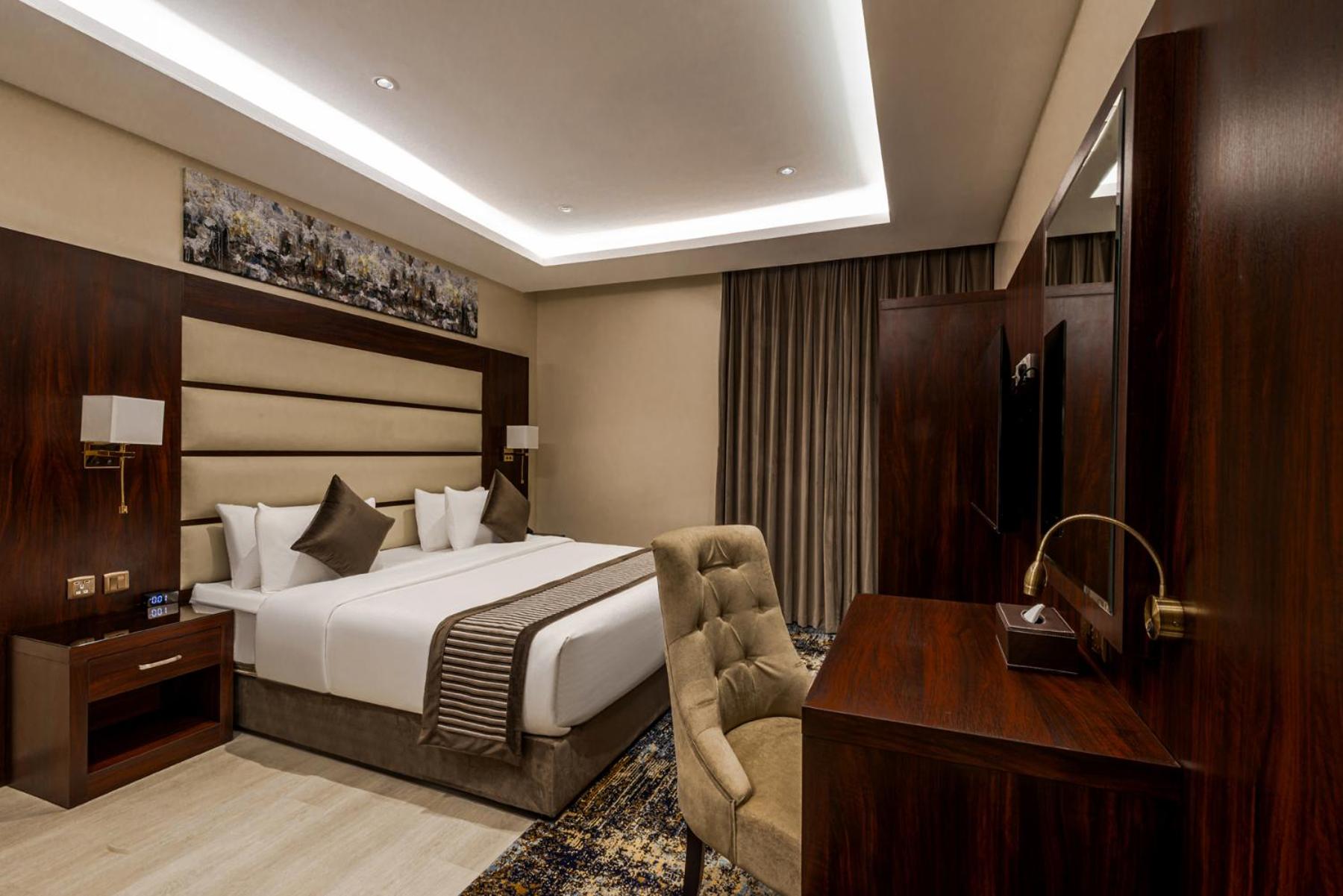 Deluxe Double Room photo 3