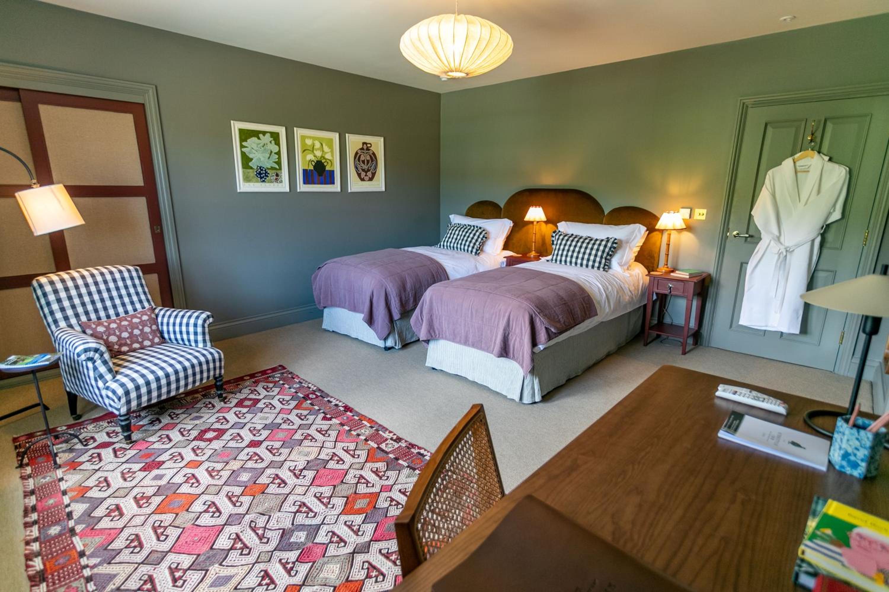 Twin Room with Mountain View photo 3