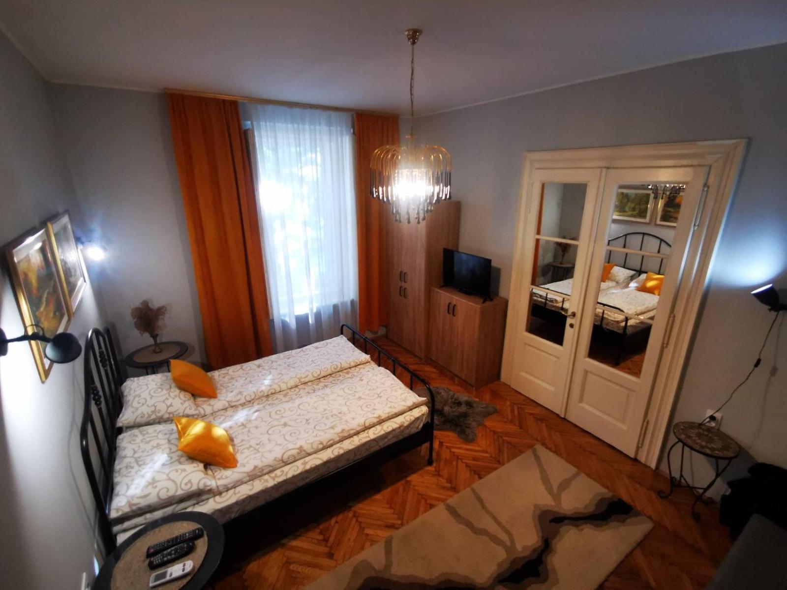 Apartment - Ground Floor photo 1