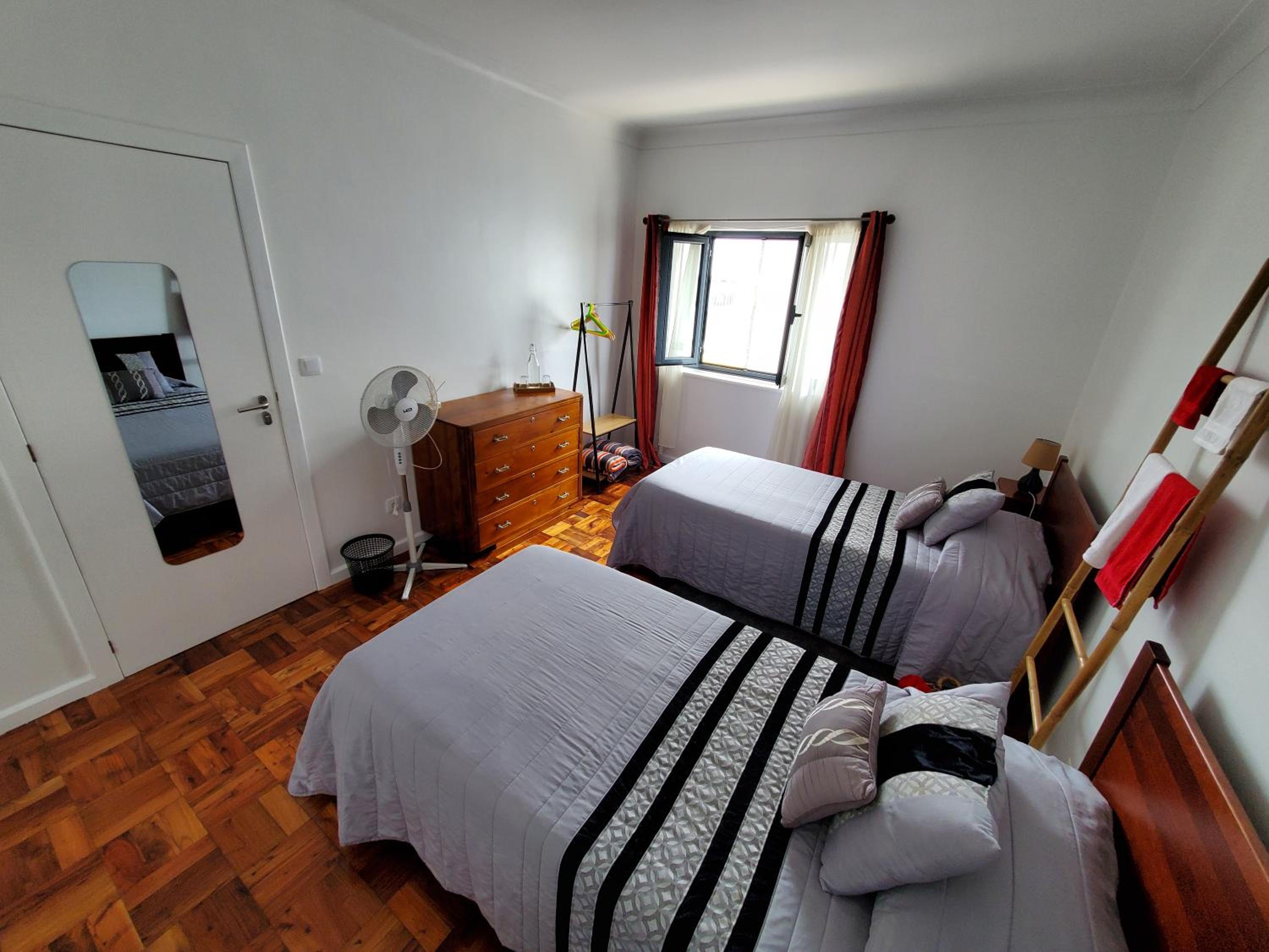 Double or Twin Room - Photo 4