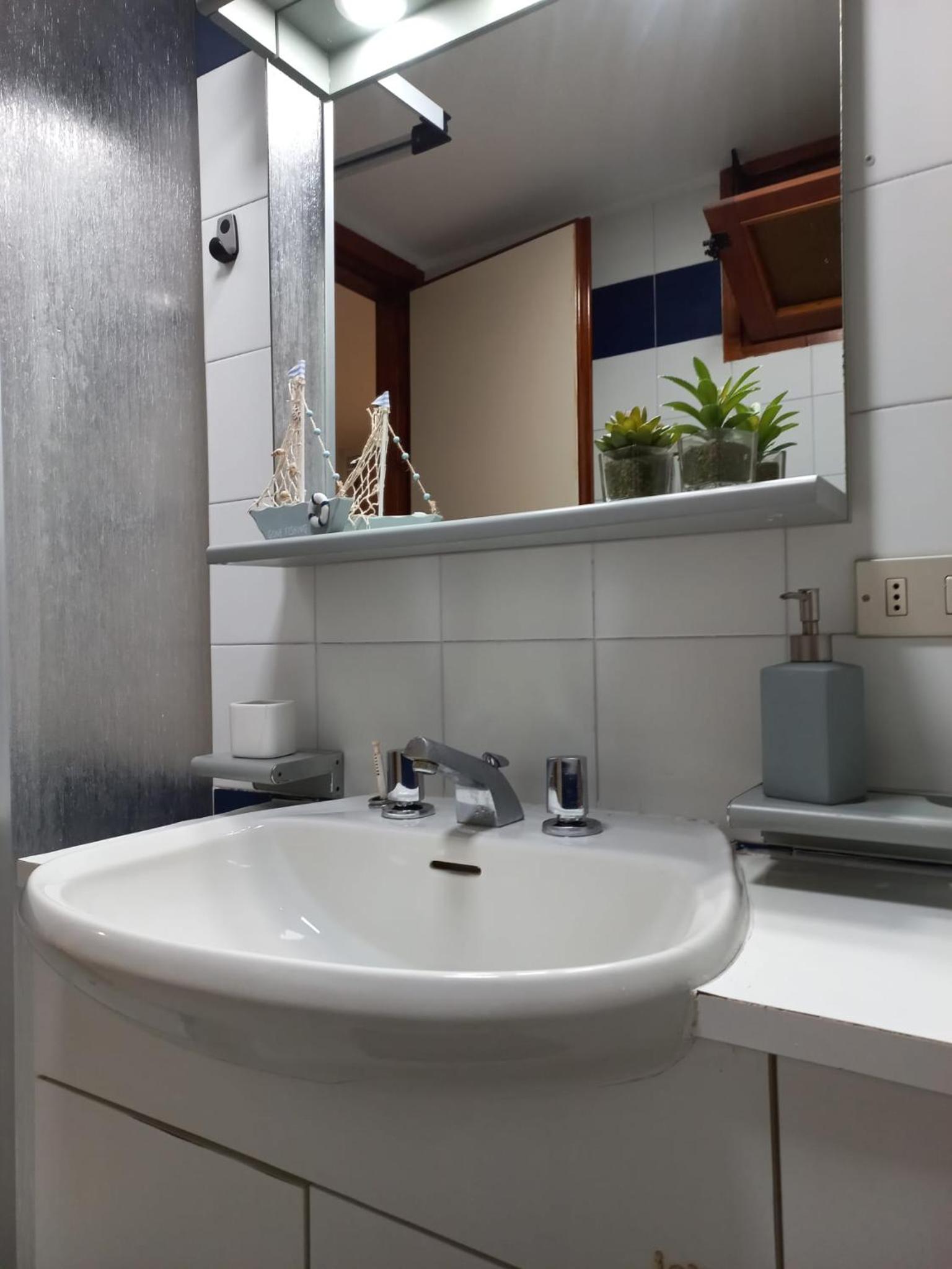 One-Bedroom House photo 2