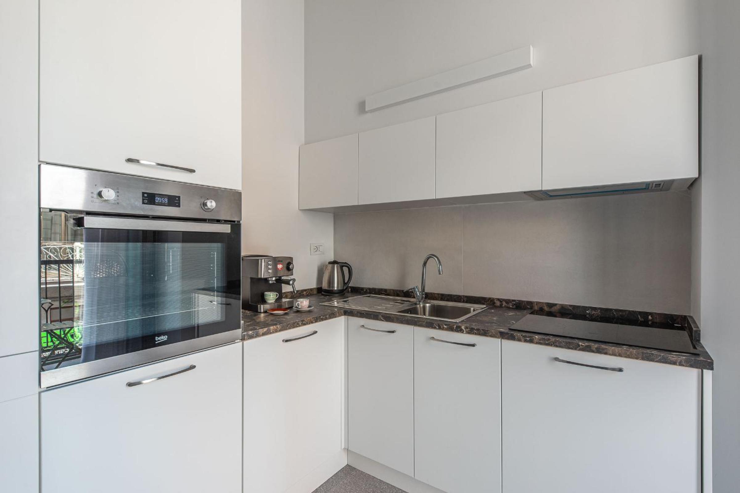 Apartment photo 2