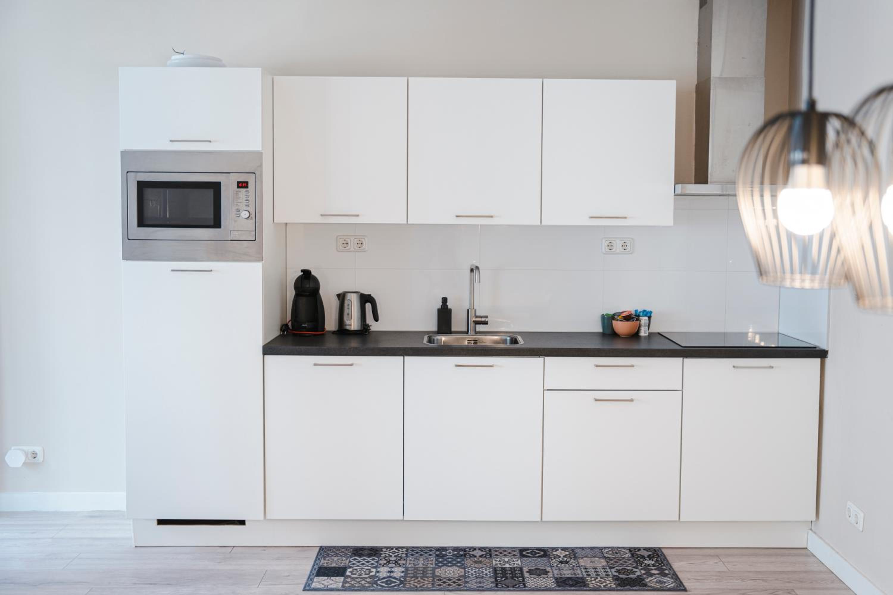 One-Bedroom Apartment - Photo 17