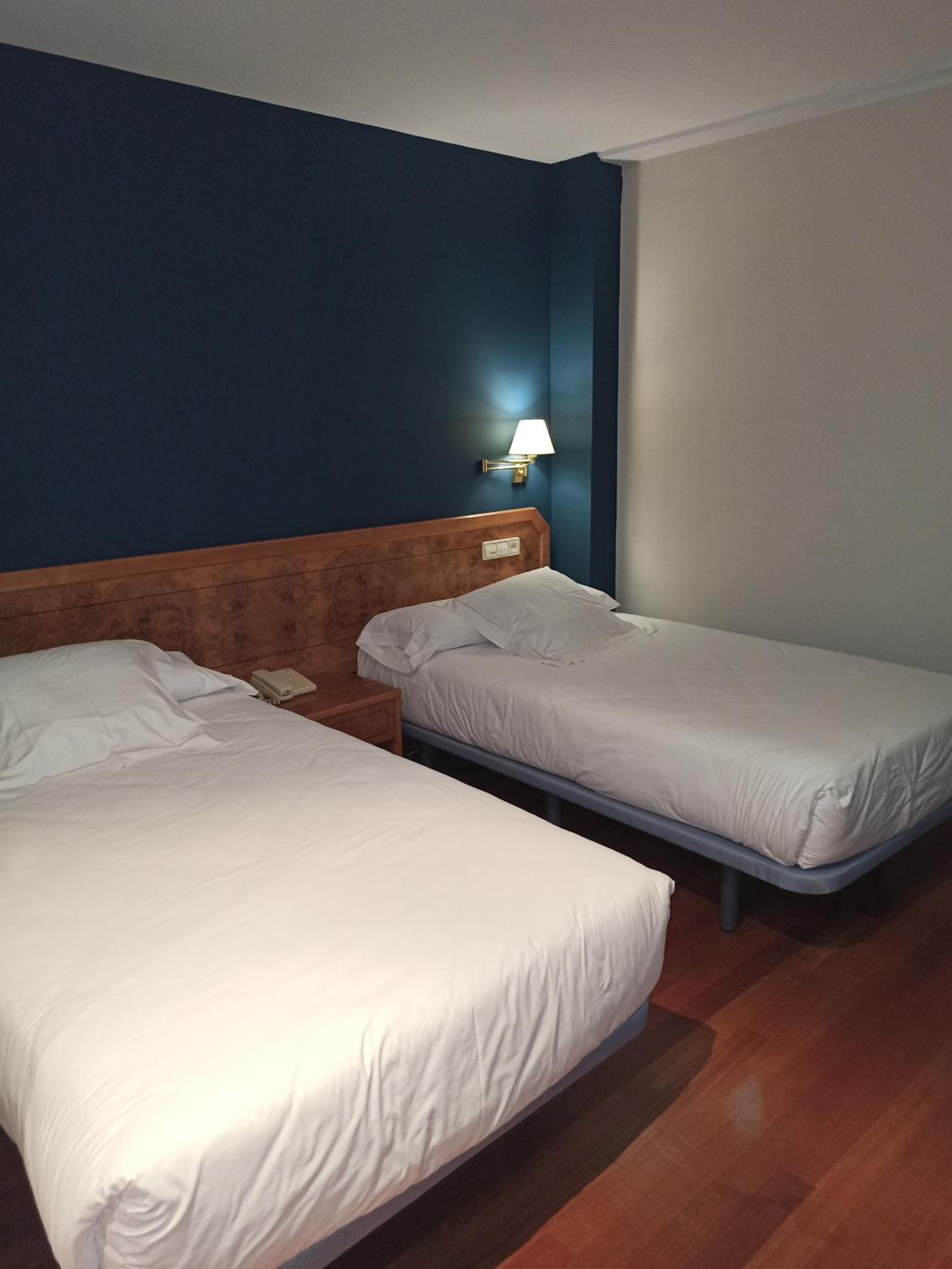Double Room - Photo 1