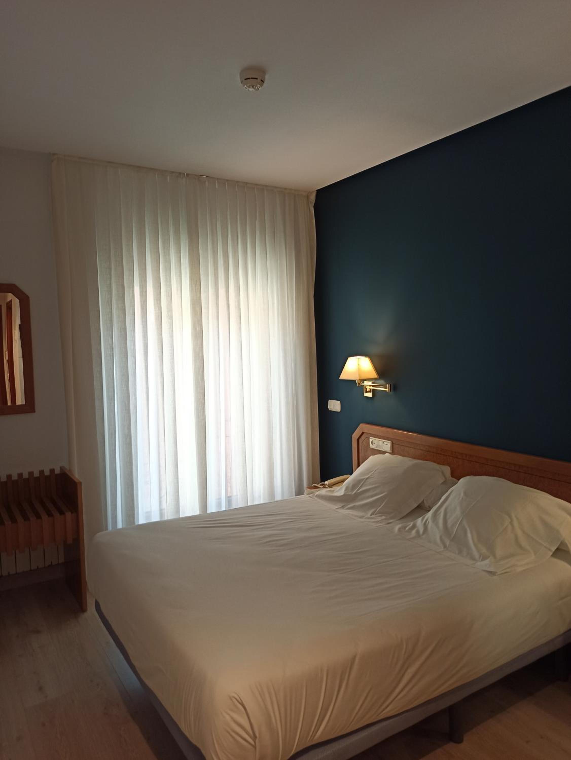 Habitación Doble con Vista a la Ciudad