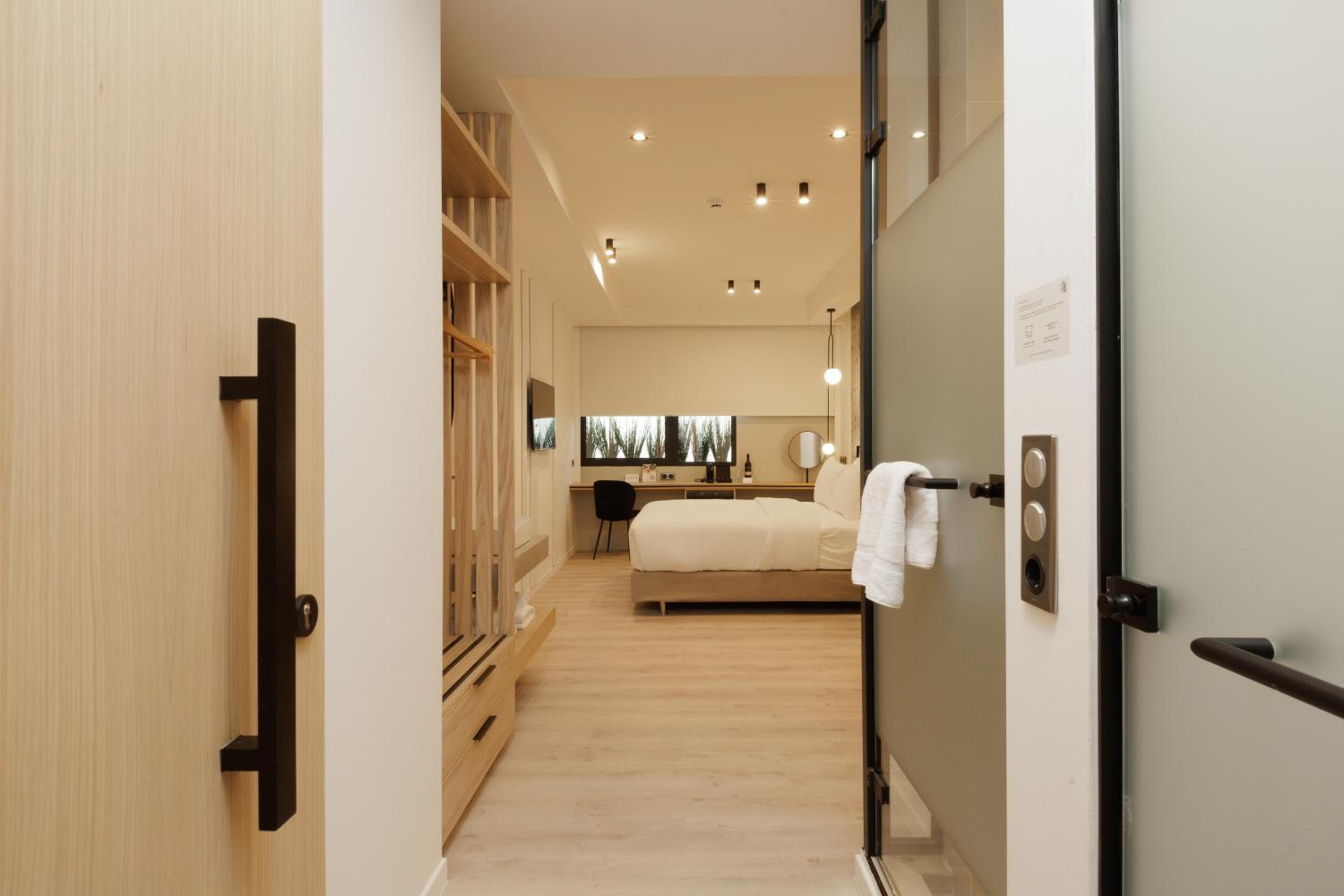 Easy Room