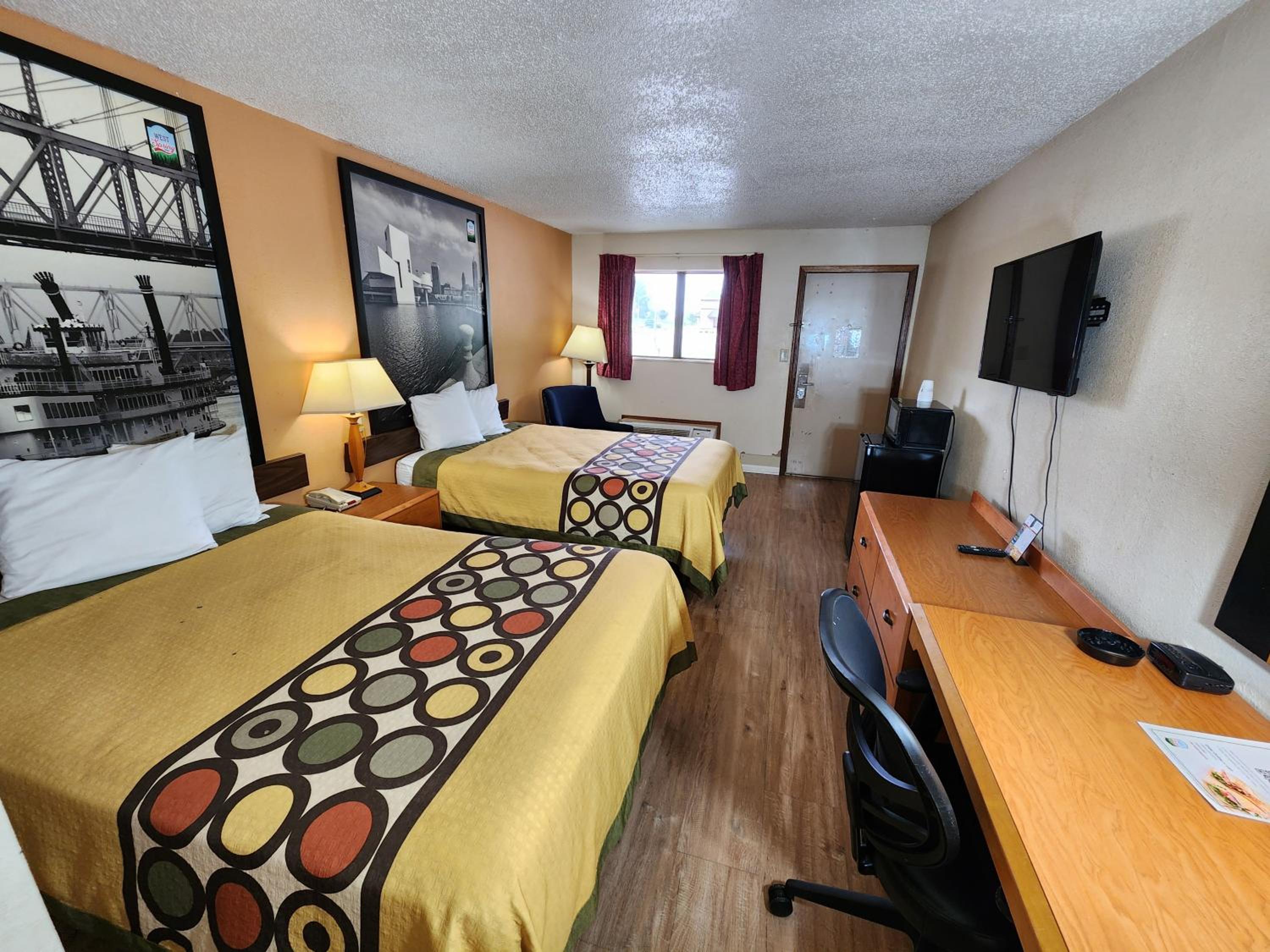 Double Room with Two Double Beds - Non-Smoking - Photo 4