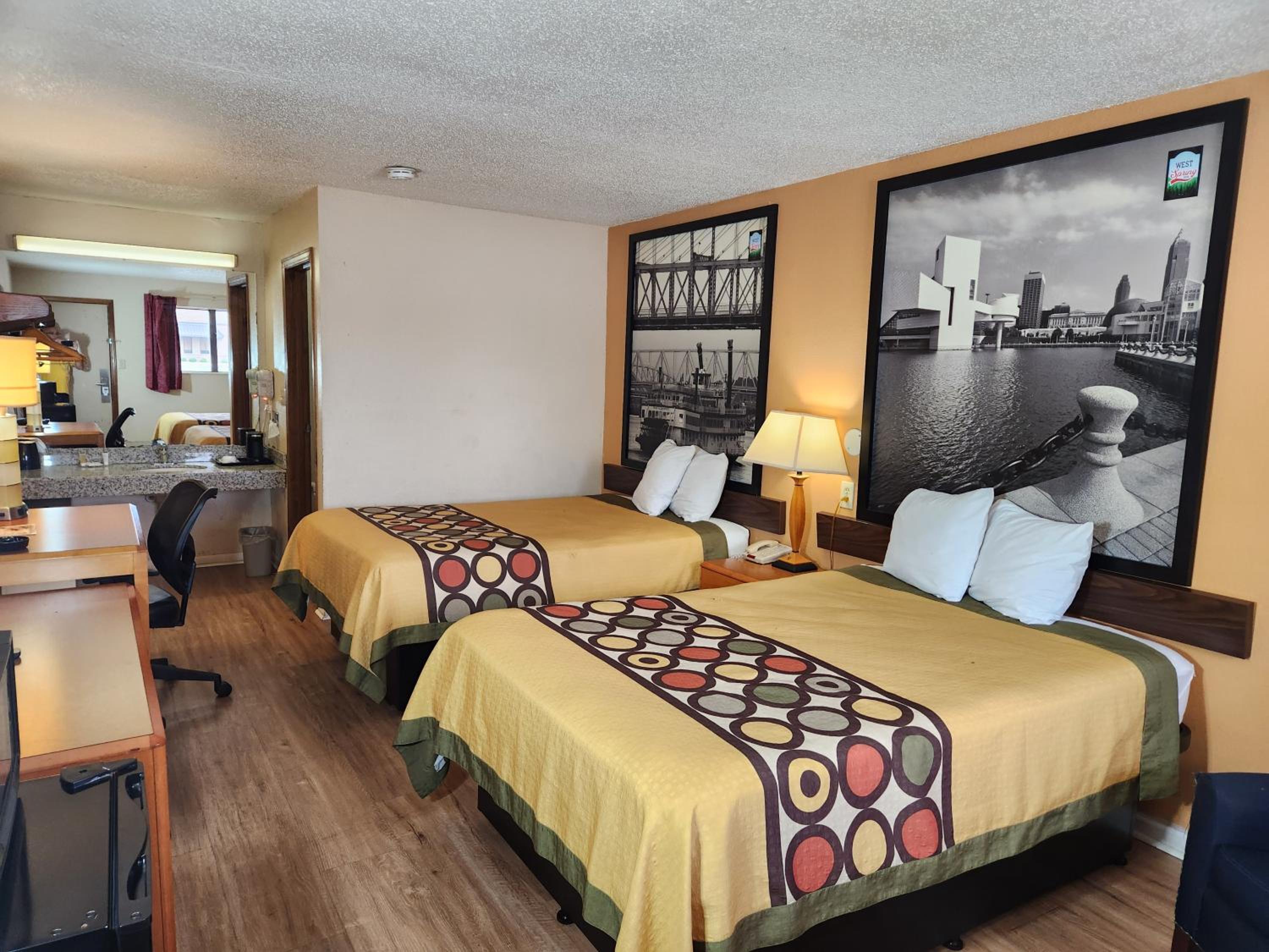 Double Room with Two Double Beds - Non-Smoking - Photo 5