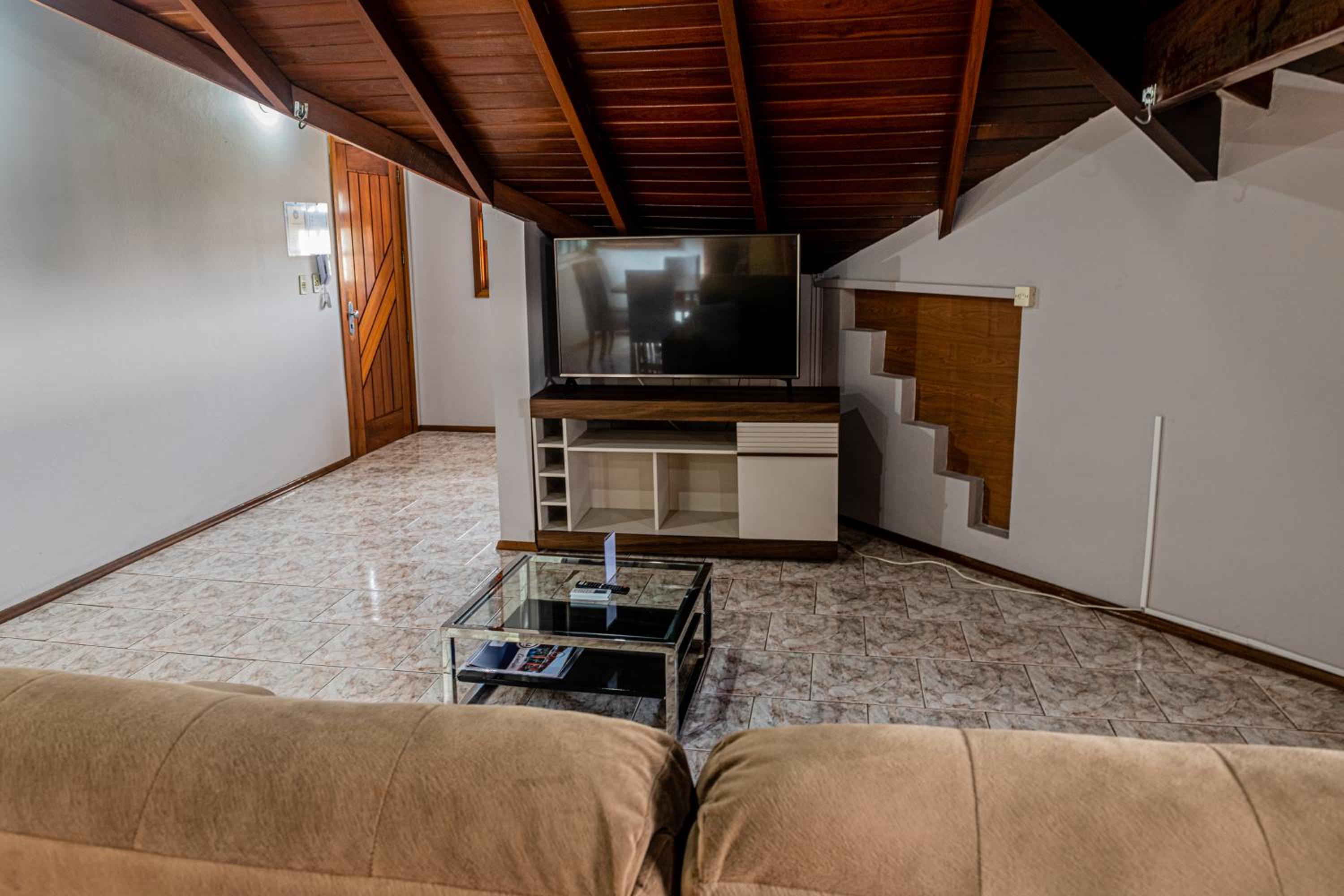 Two-Bedroom Apartment - Photo 6