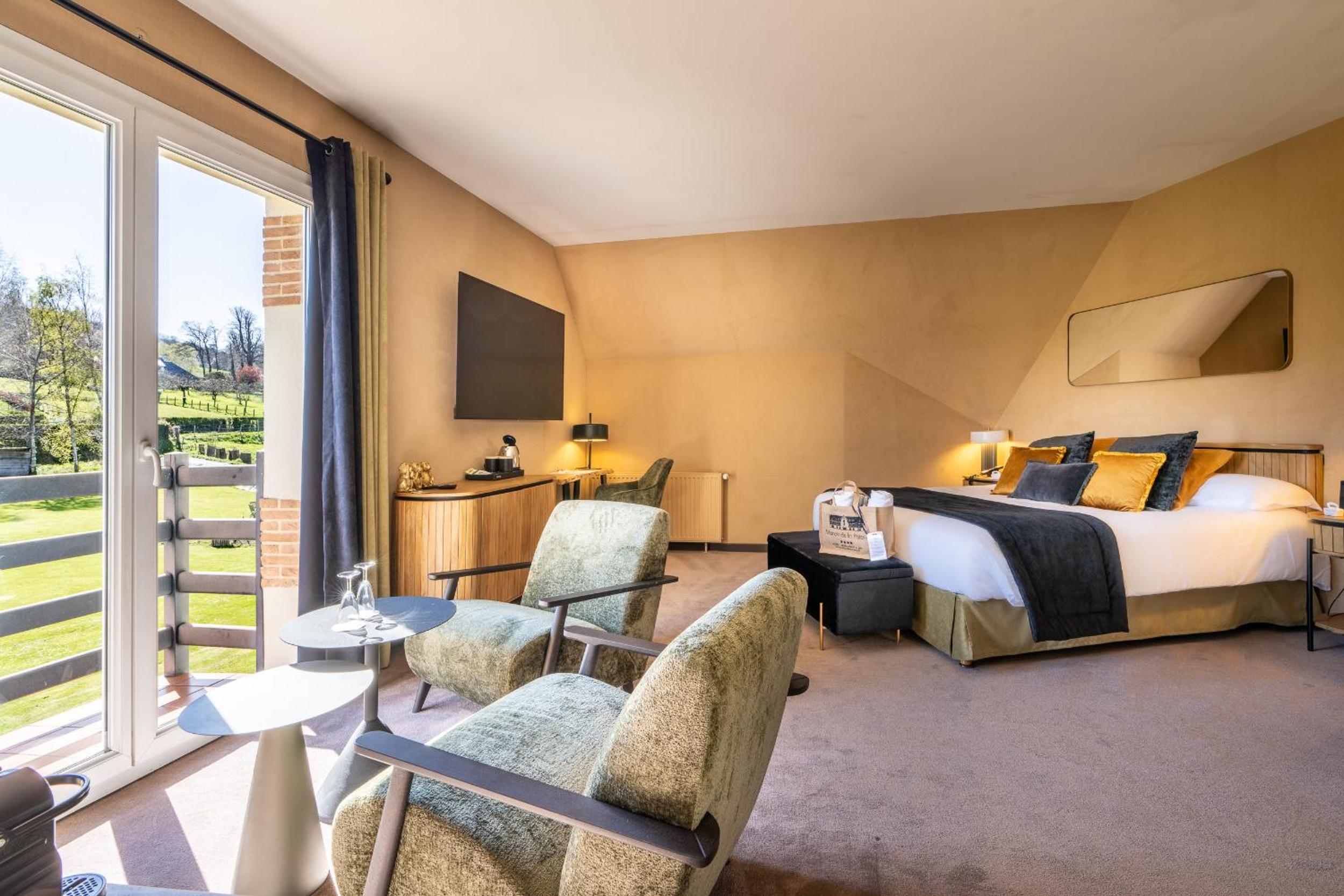 Executive Double Room with Spa Access - Photo 1