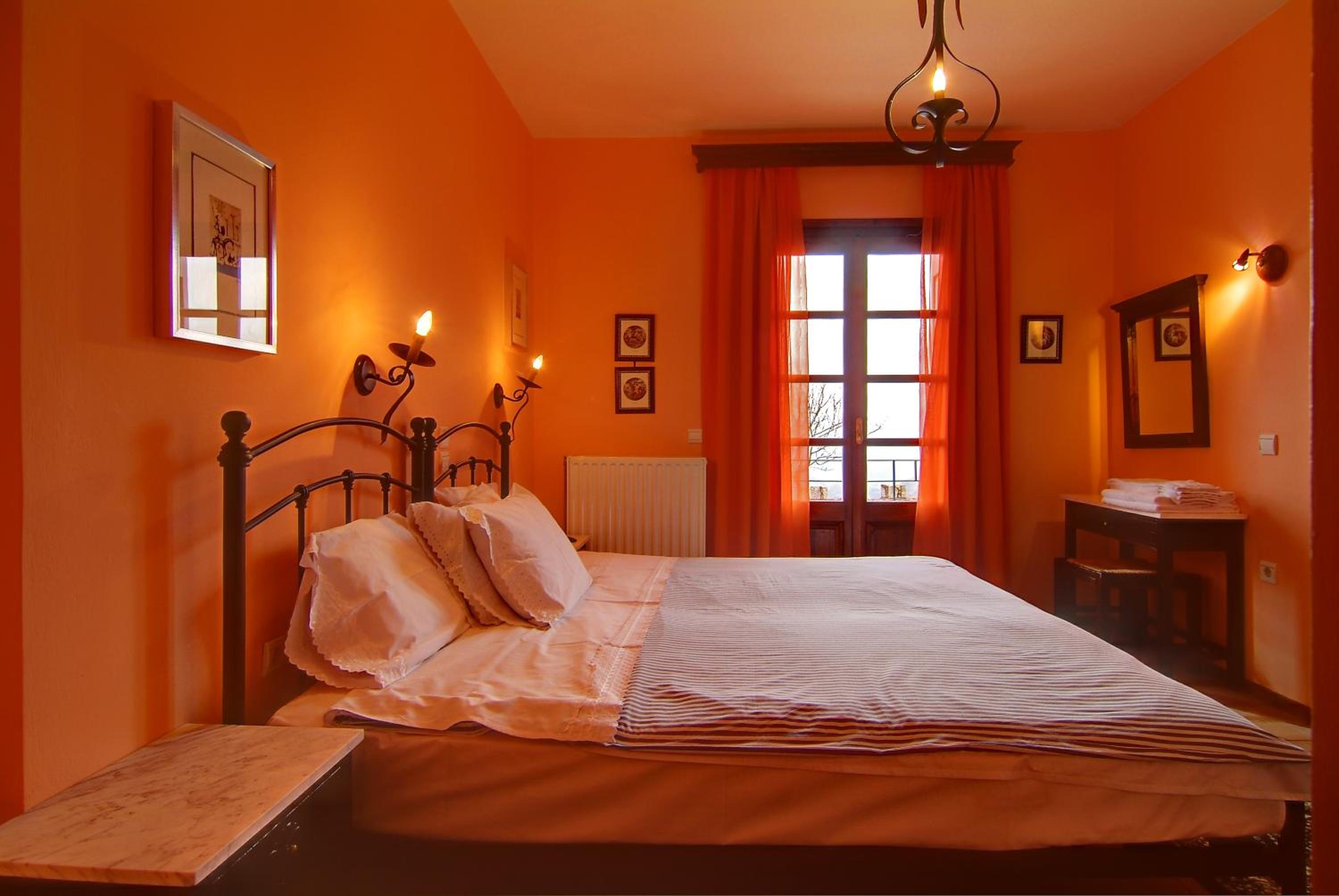 Double or Twin Room - Photo 3
