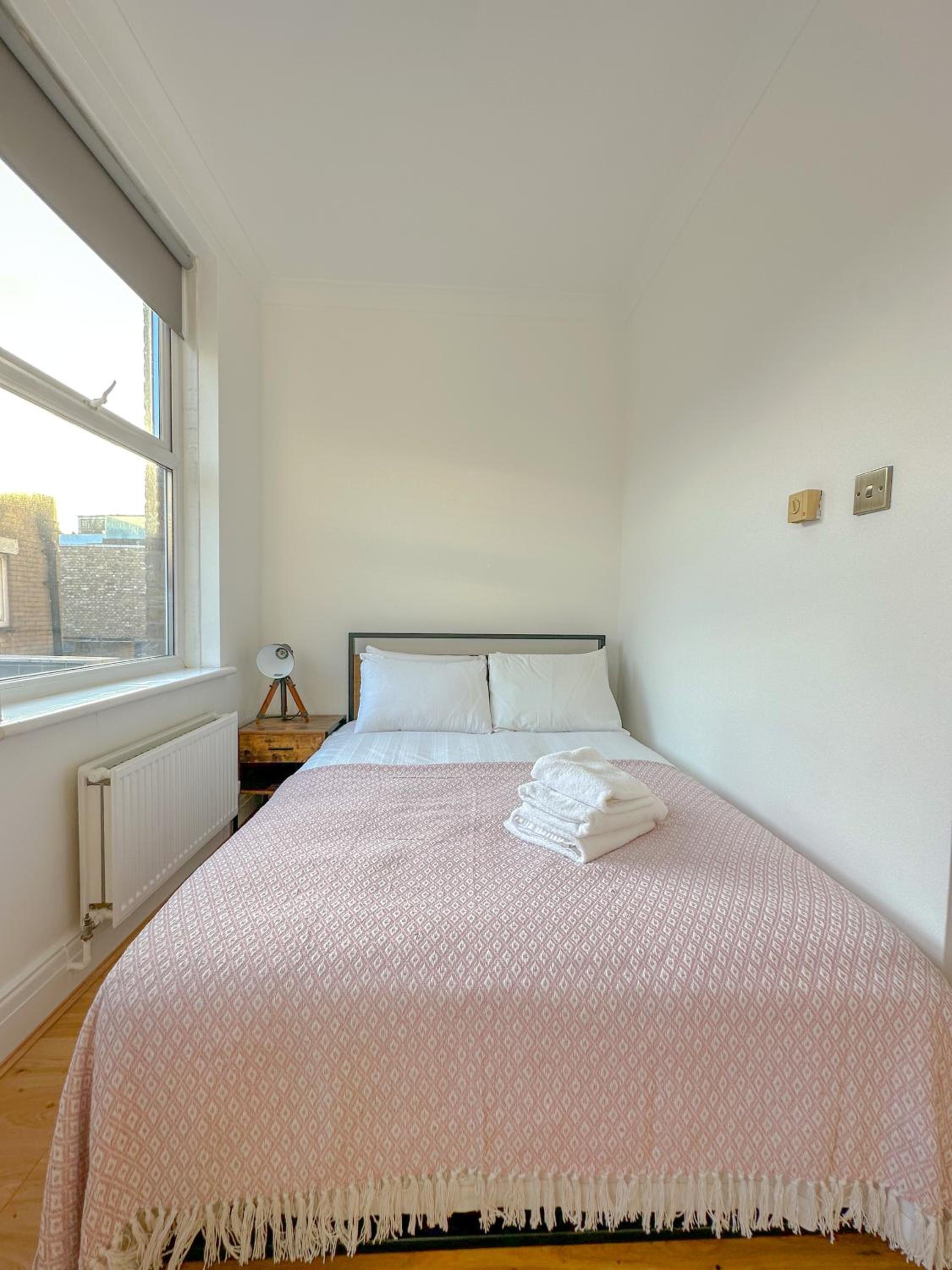 Apartment with Balcony photo 1