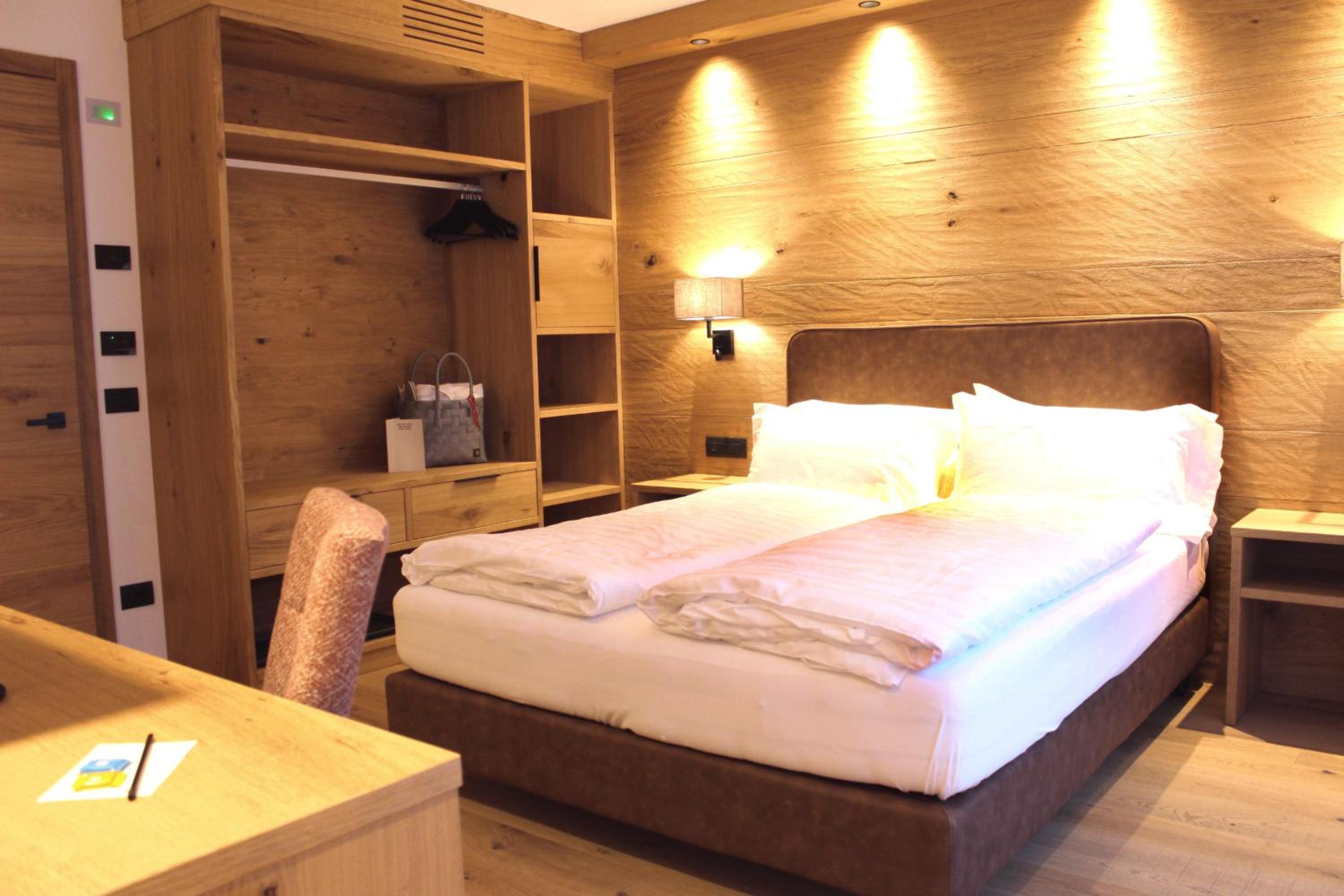 Standard Double Room - Photo 2