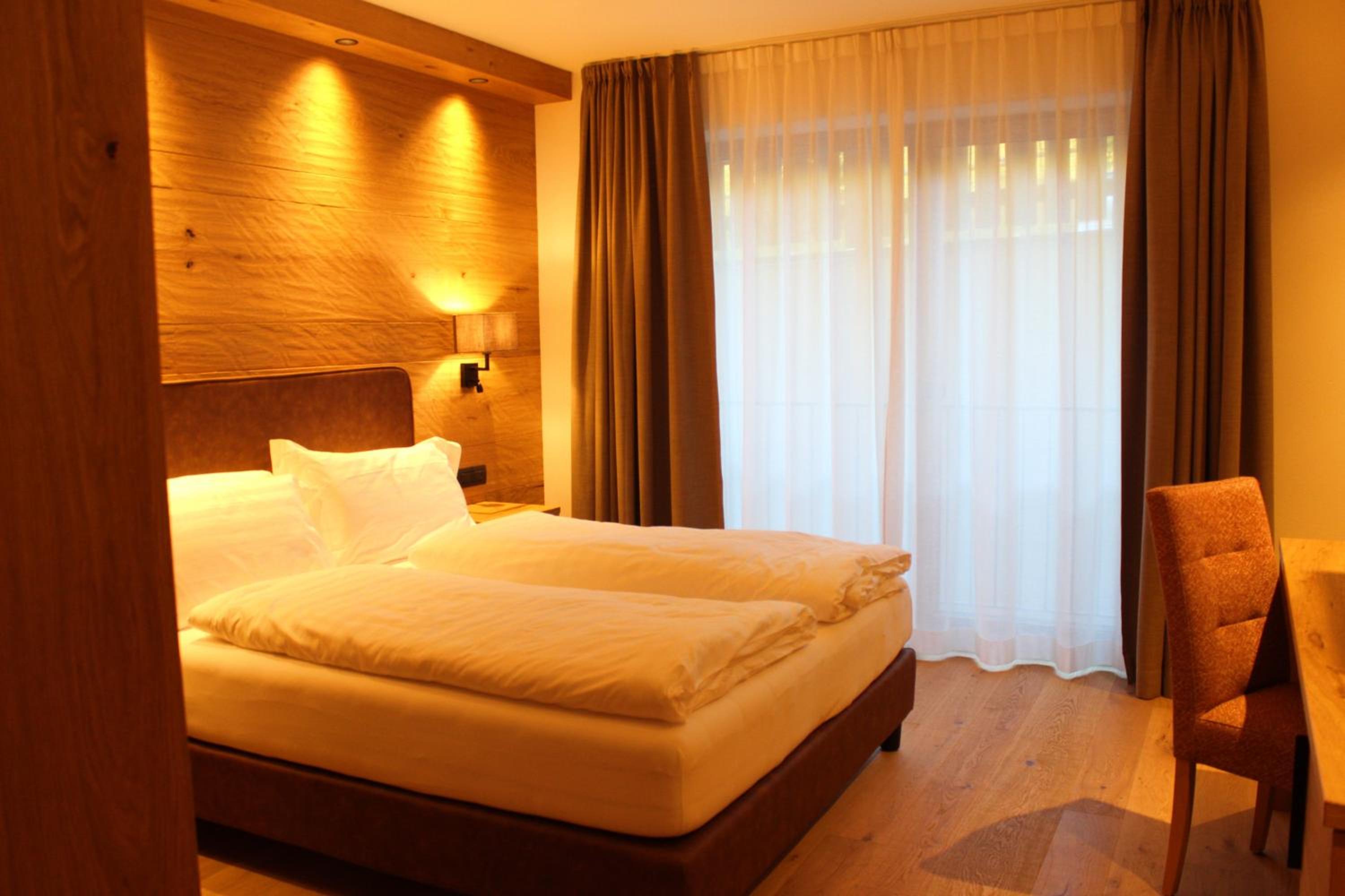 Standard Double Room - Photo 3