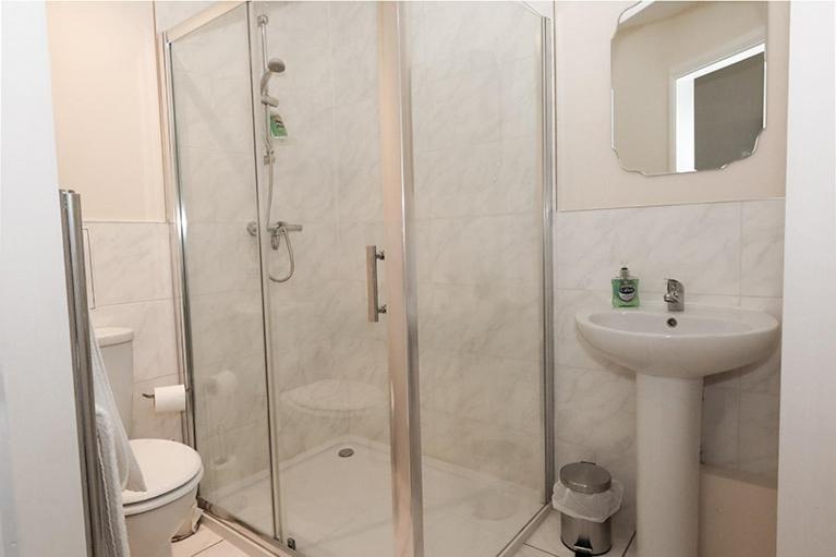 Single Room photo 2