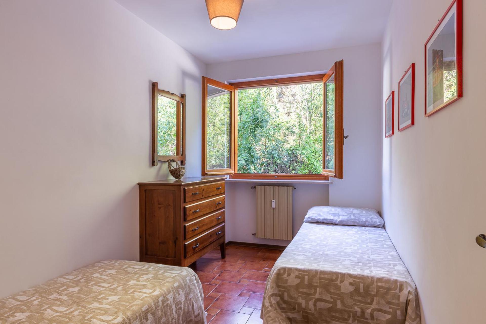 Two-Bedroom Apartment - Photo 6