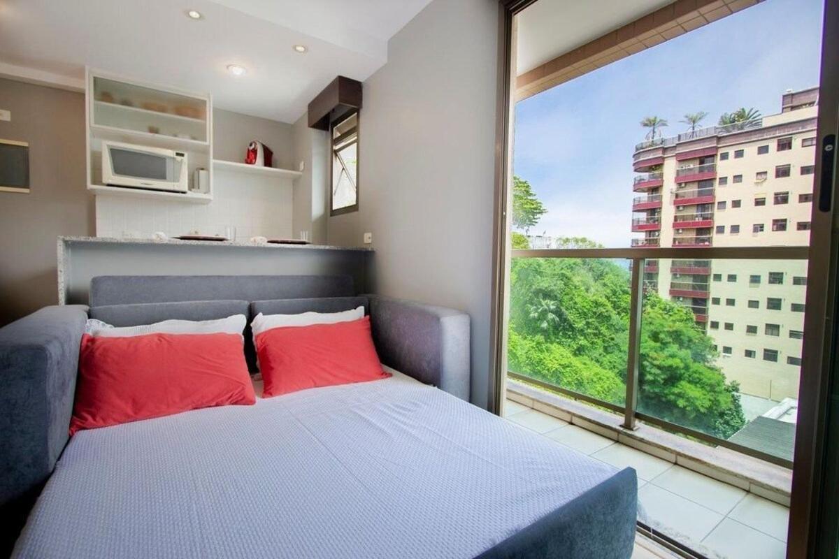 Apartment with Balcony - Photo 20