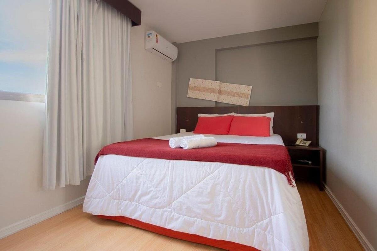 Apartment with Balcony - Photo 24
