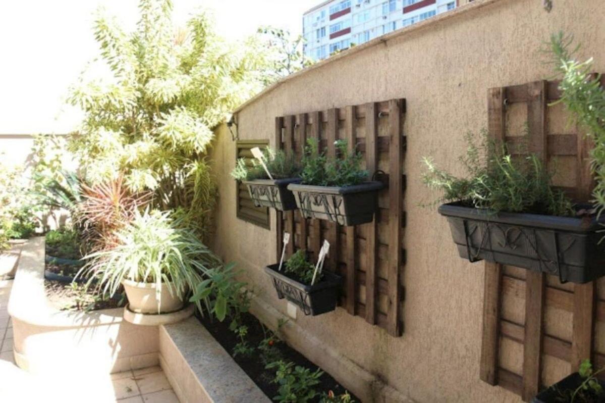 Apartment with Balcony - Photo 7