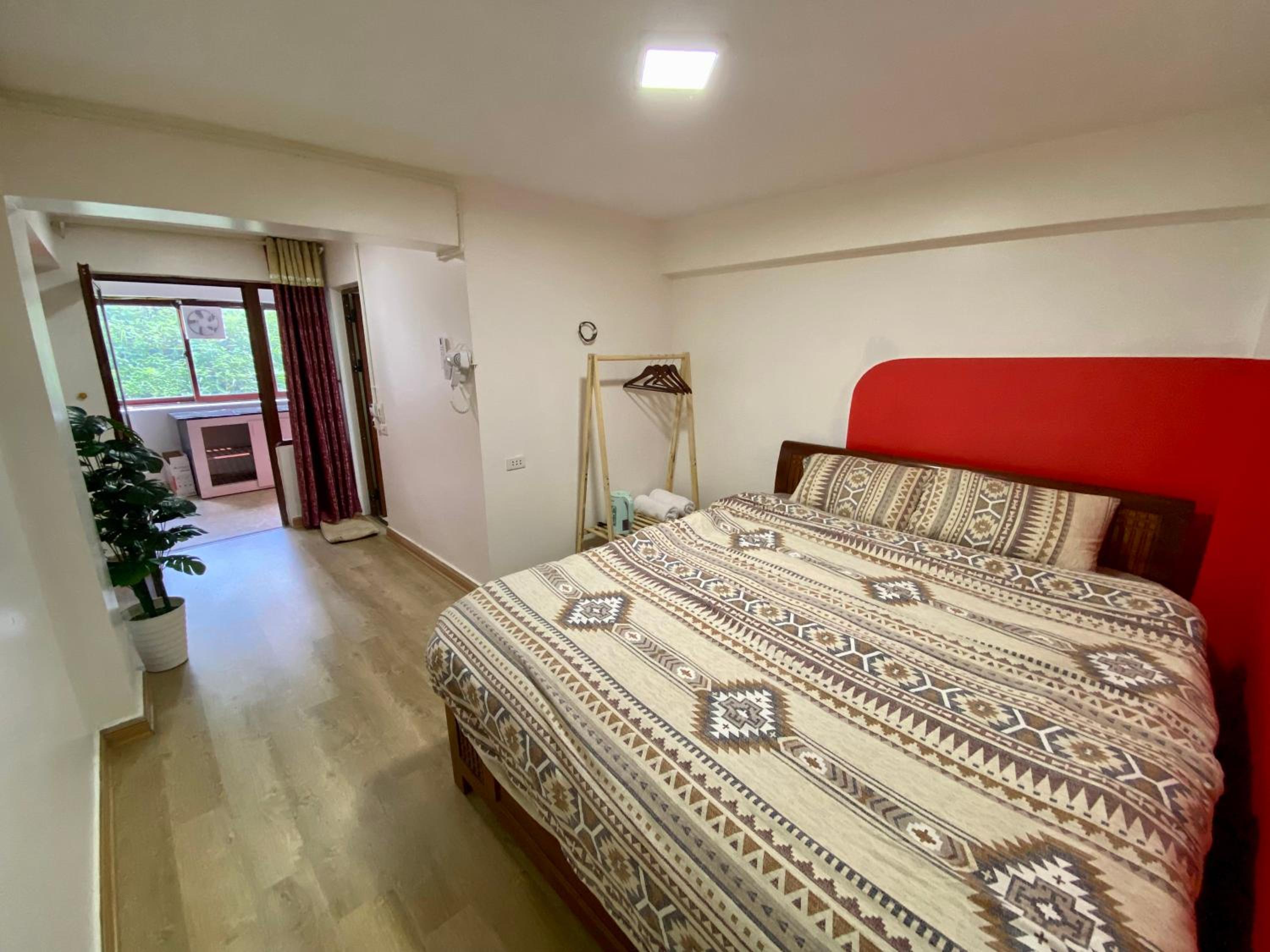 Apartment - Photo 2