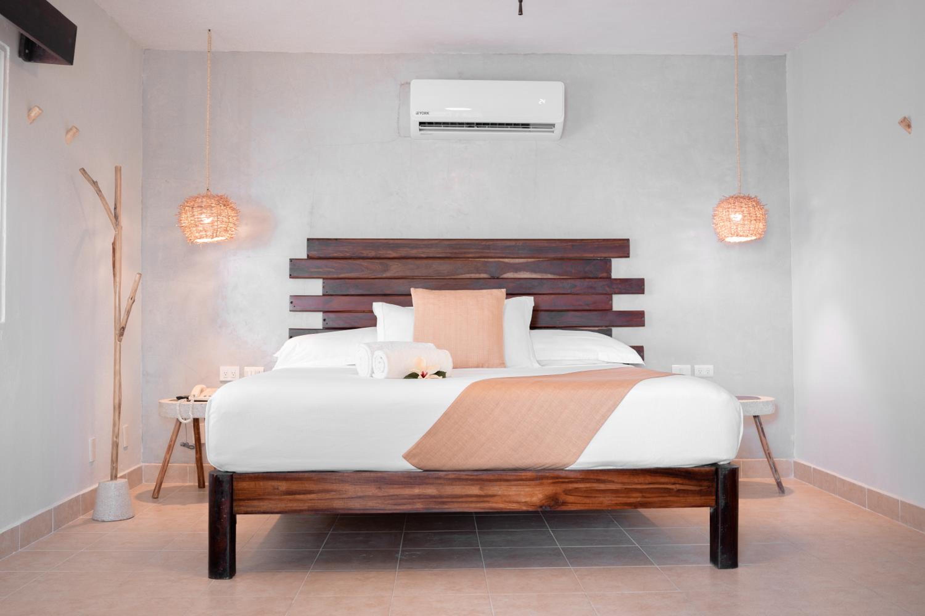 Pool View Room - King Bed